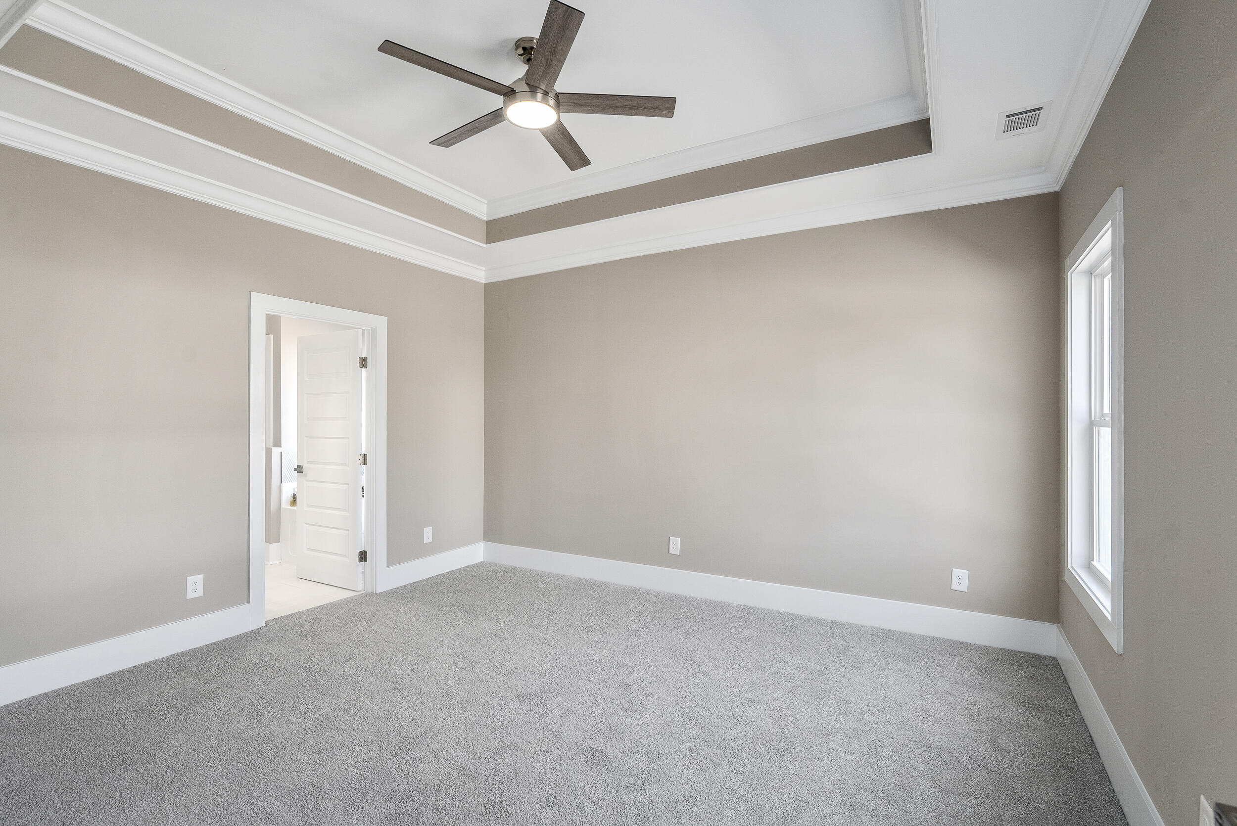 127 English Oak Lane