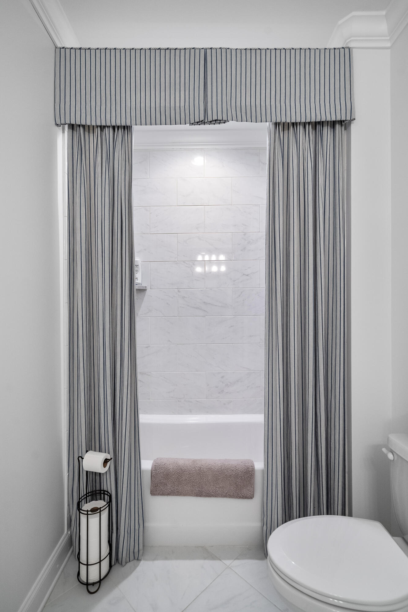 136 Pinyon Pine Loop