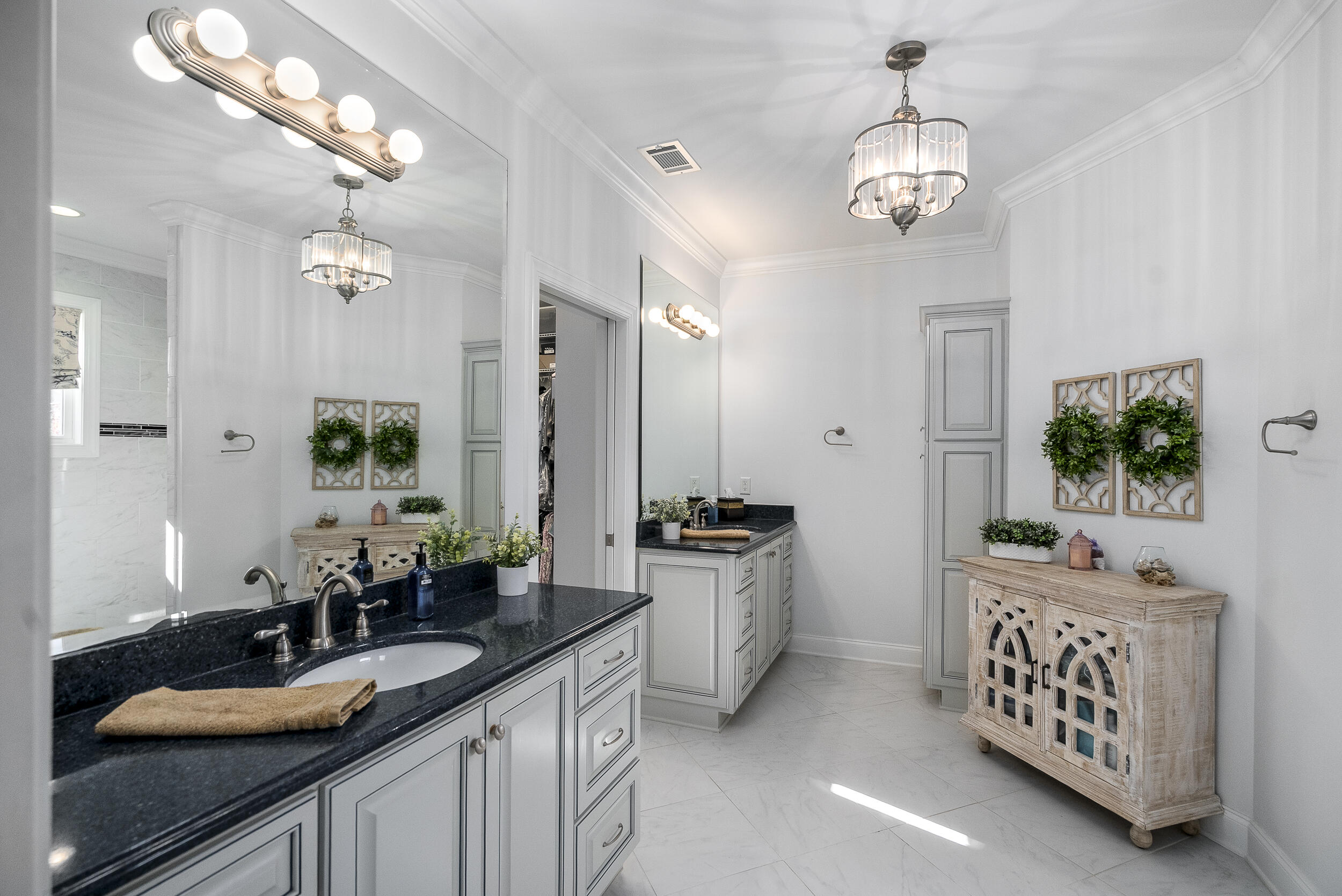 136 Pinyon Pine Loop