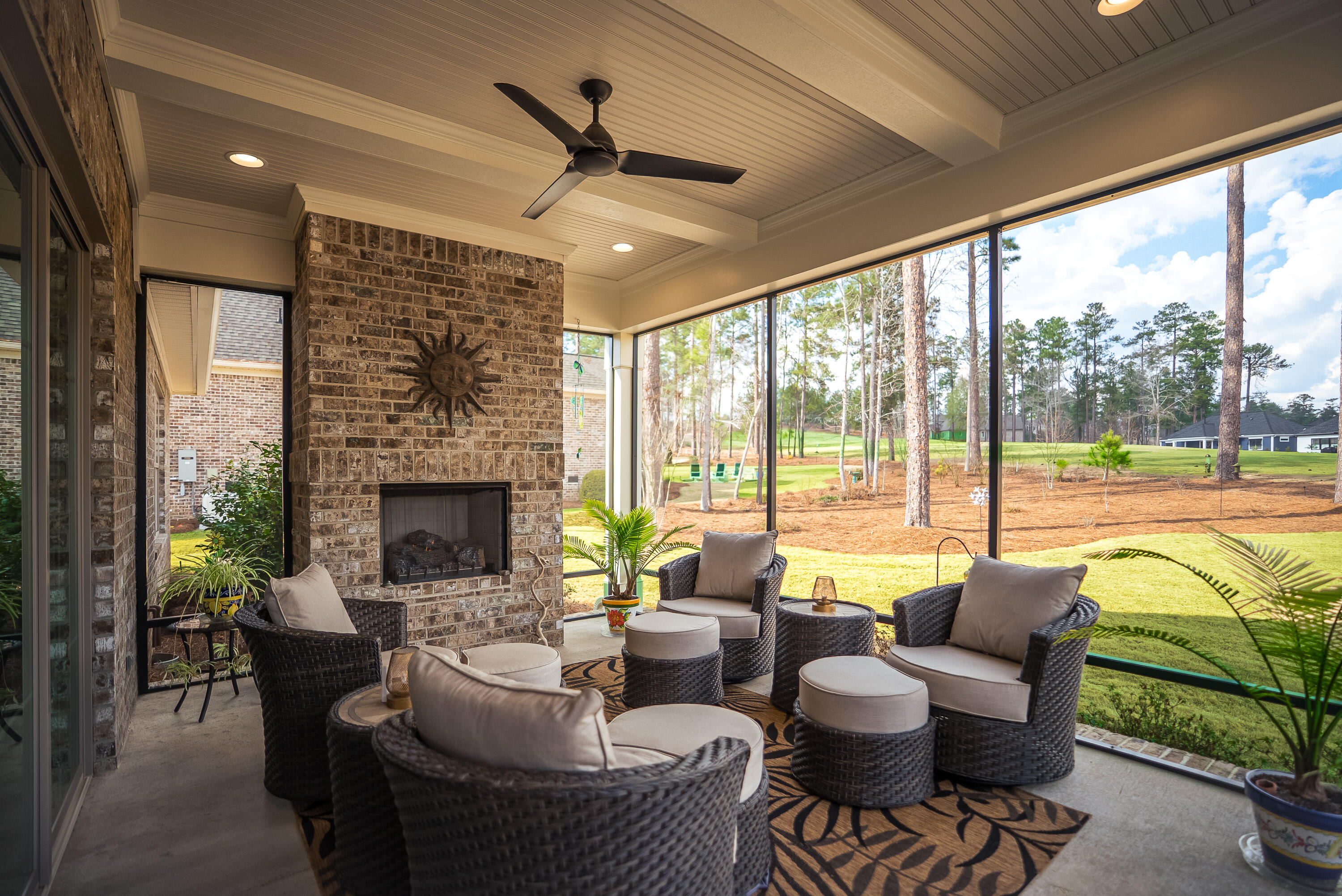 356 Commonwealth Way