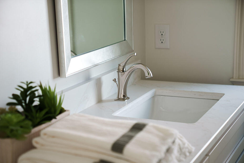 221 Williamsburg Street SE