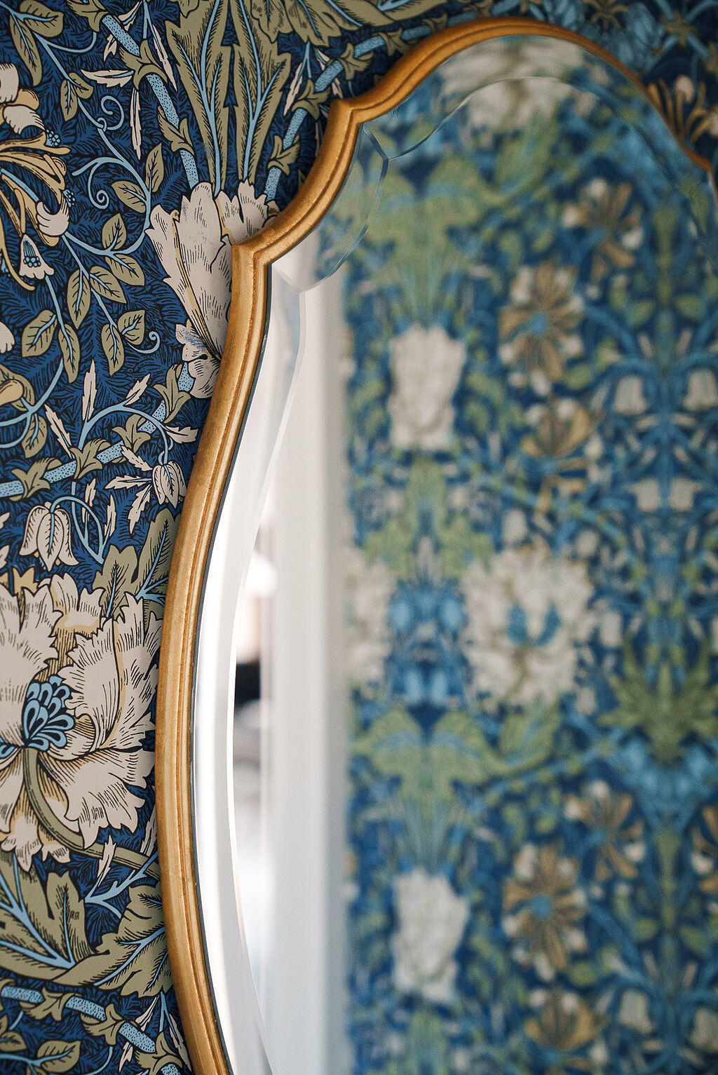 221 Williamsburg Street SE