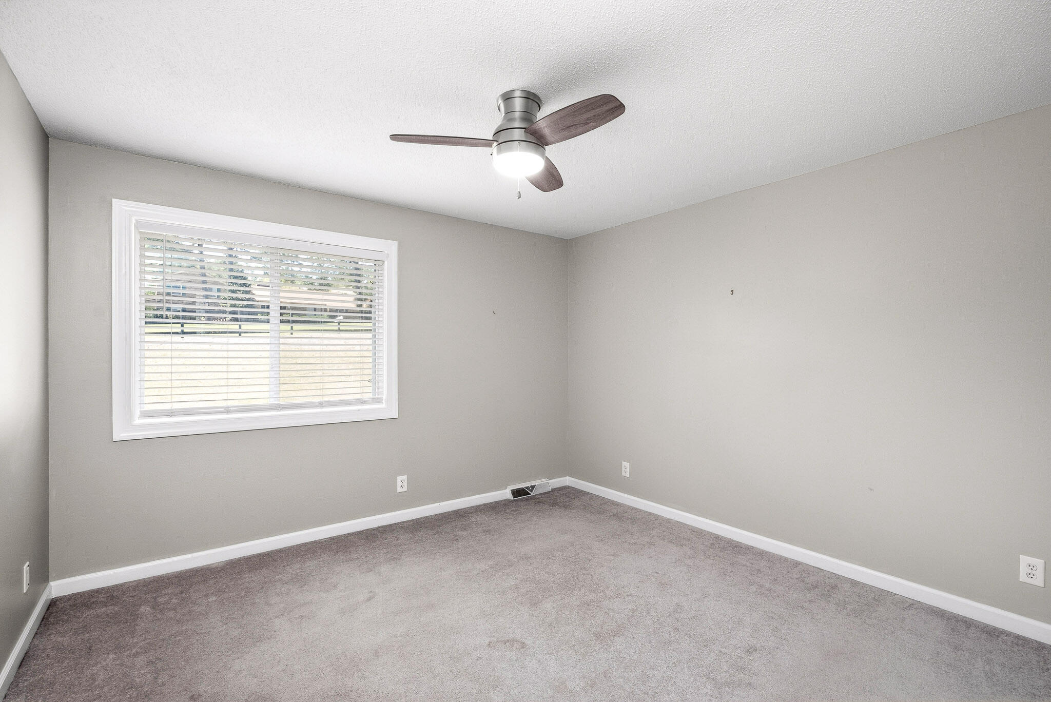 1654 Huntsman Drive