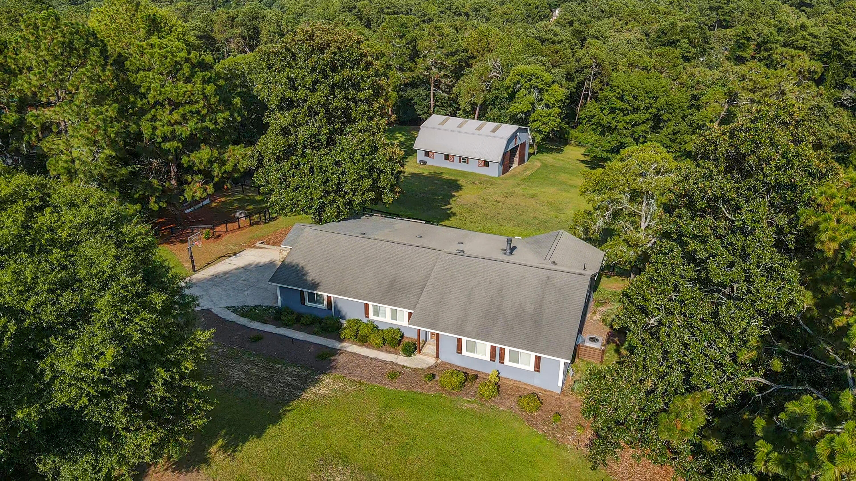 1654 Huntsman Drive