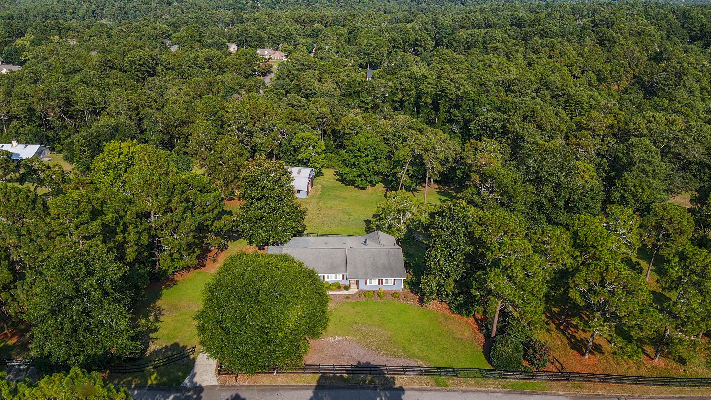 1654 Huntsman Drive