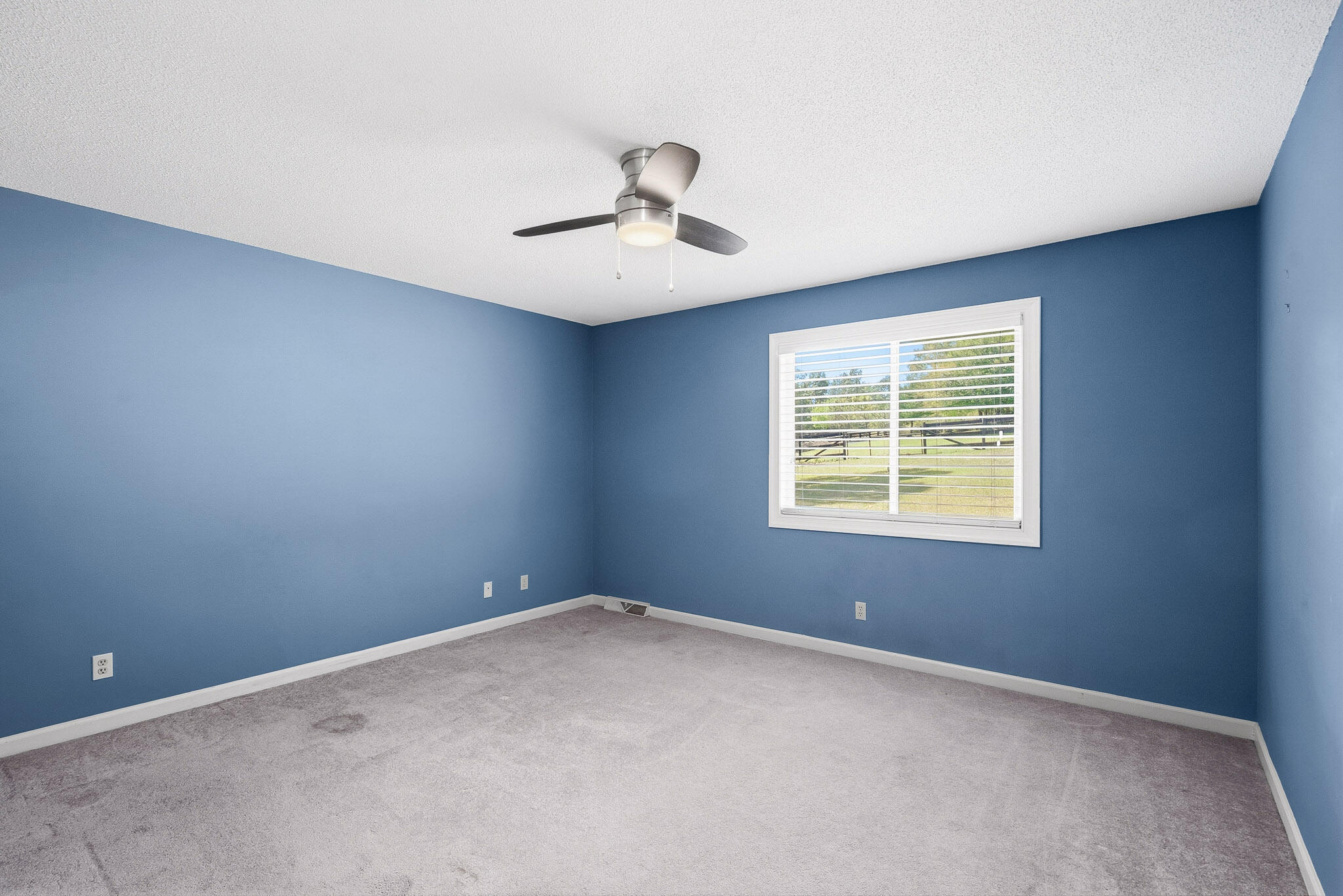 1654 Huntsman Drive