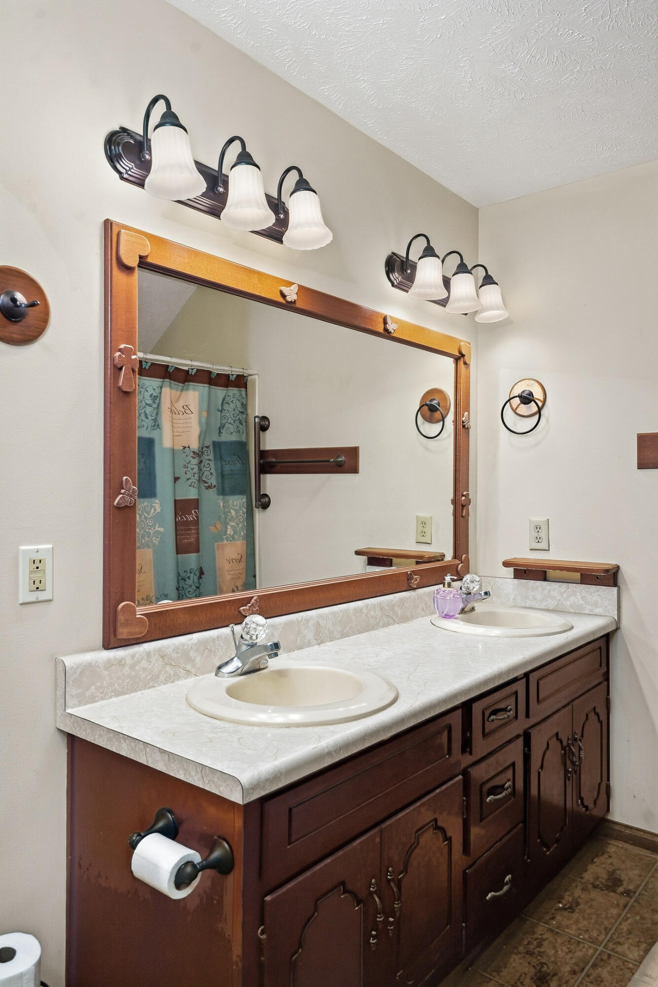 5105 Virginia Hill Court