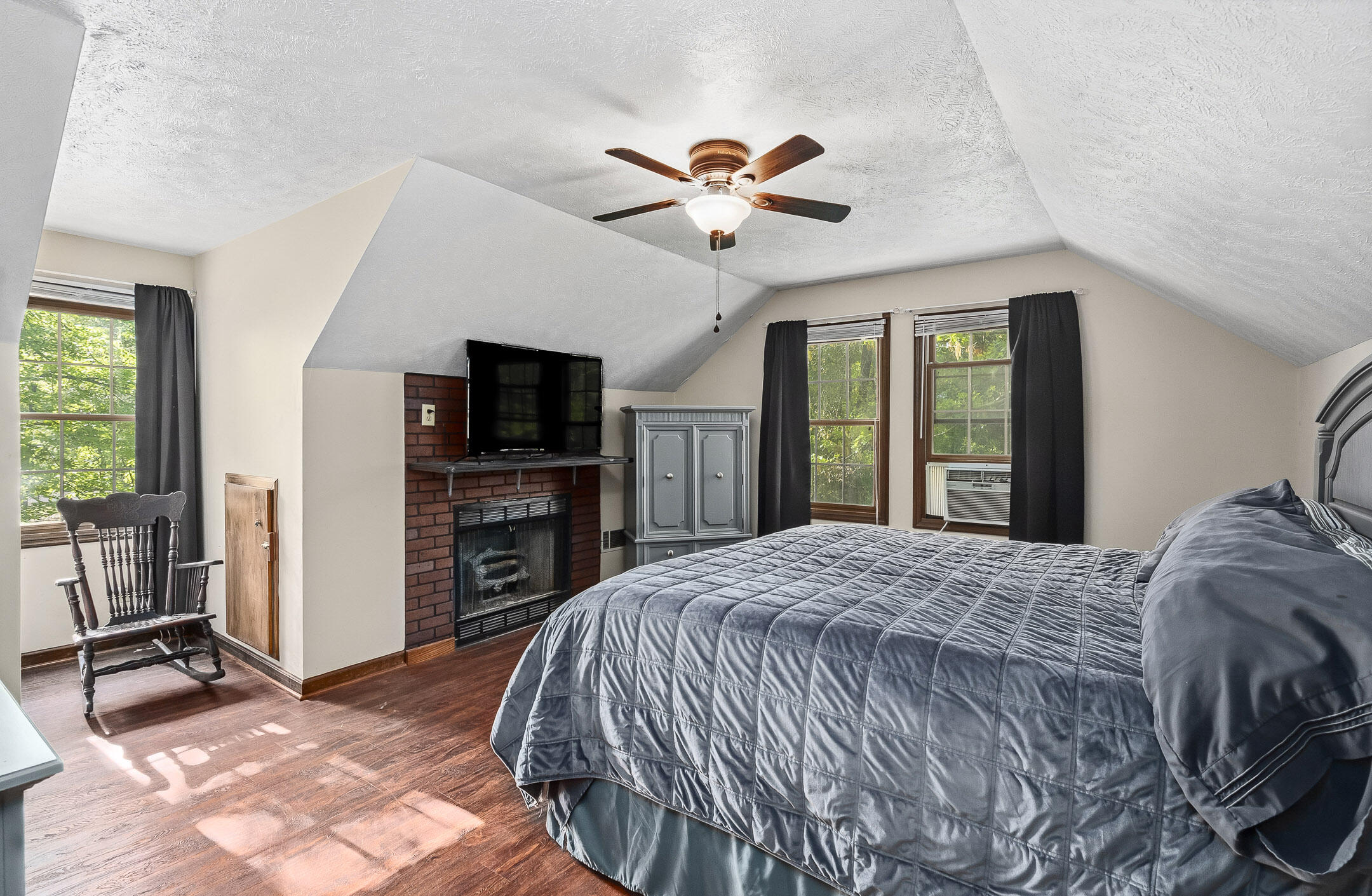 5105 Virginia Hill Court
