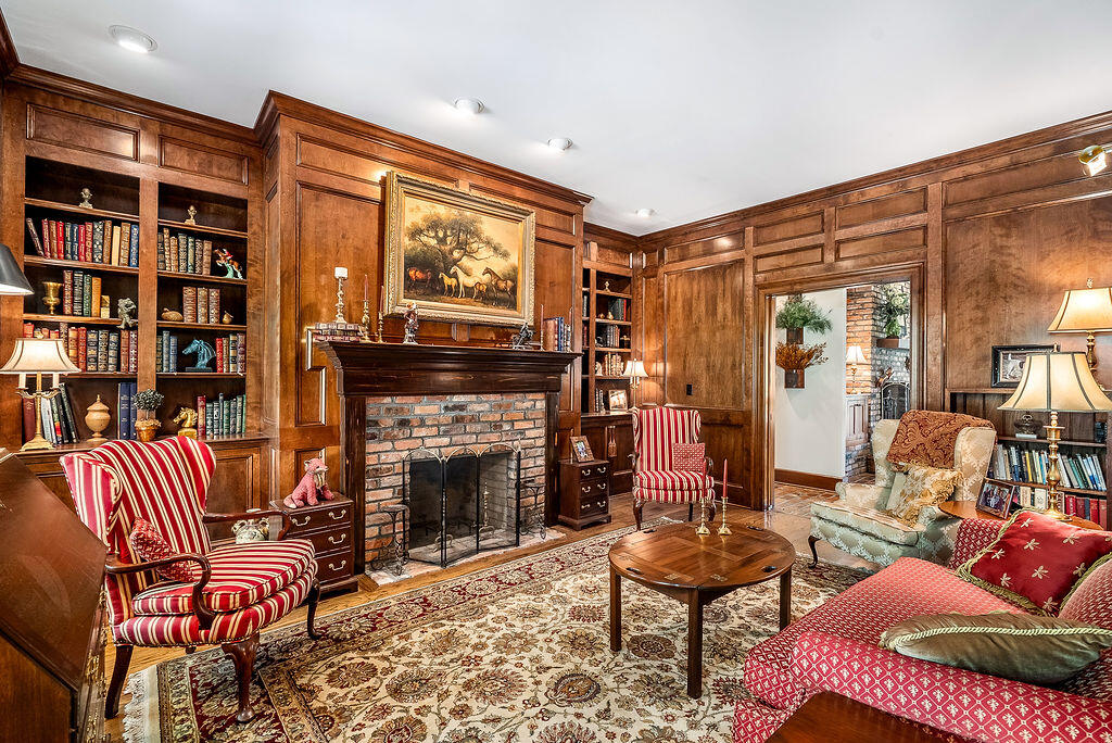 275 Homeward Bound Drive