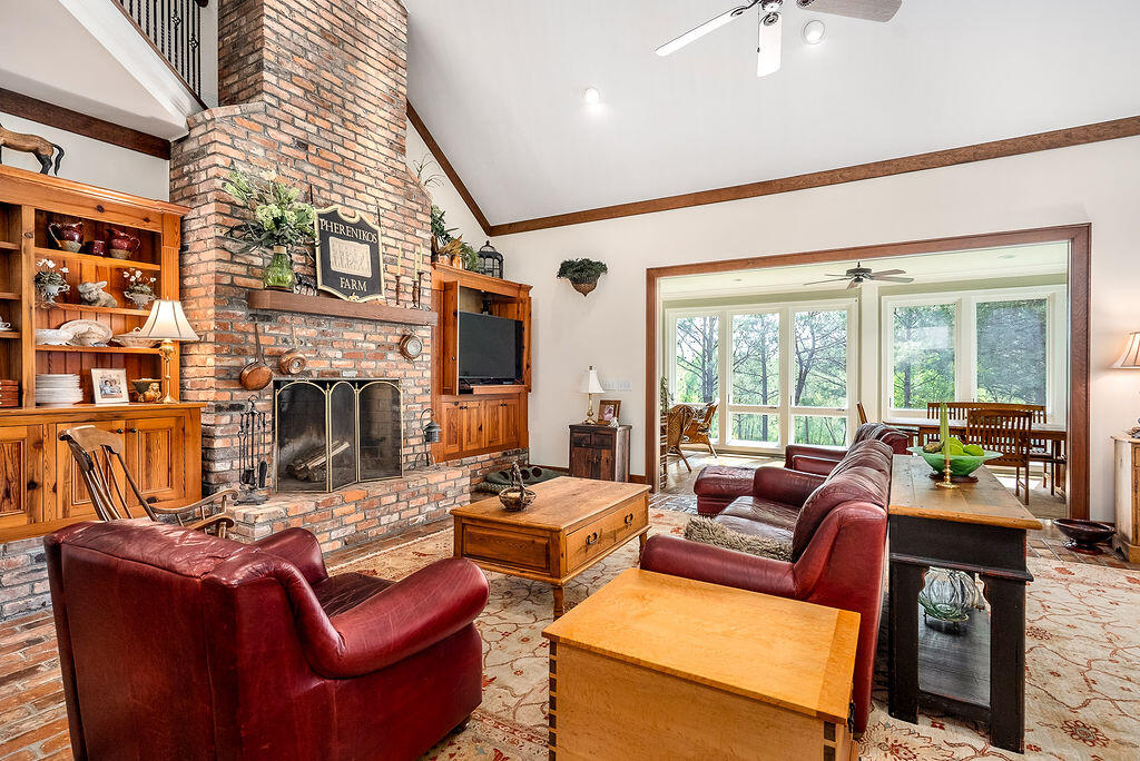 275 Homeward Bound Drive