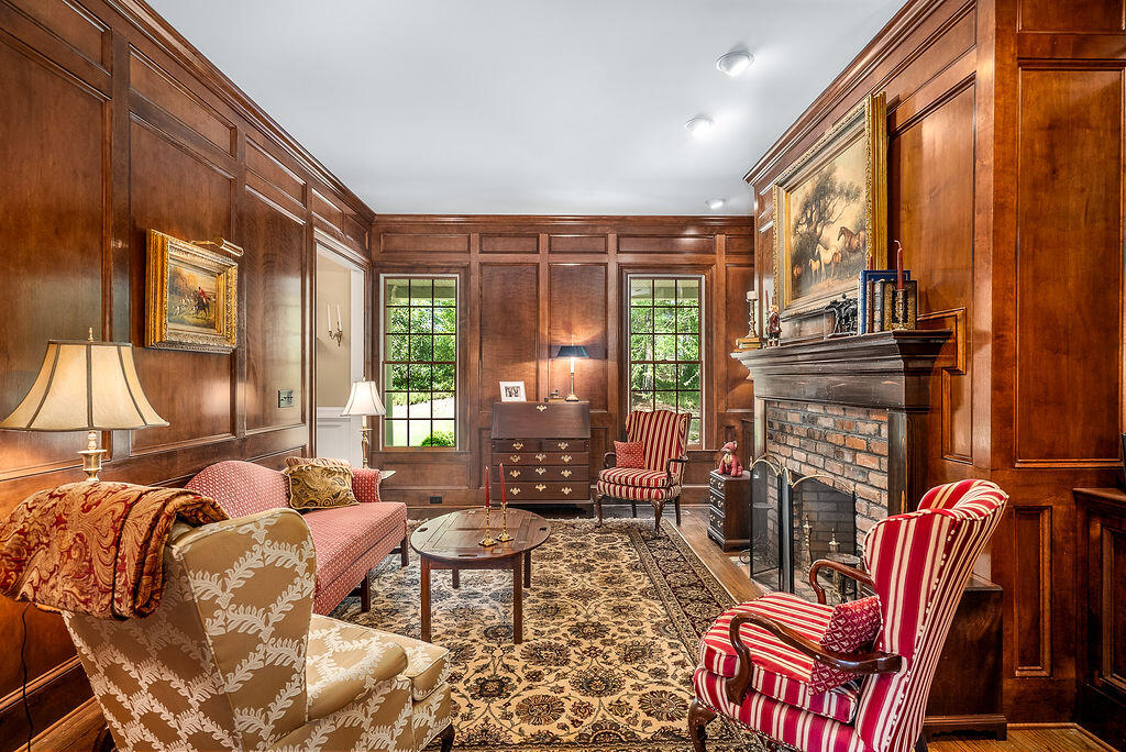 275 Homeward Bound Drive