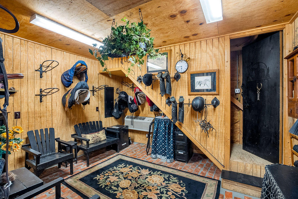 275 Homeward Bound Drive