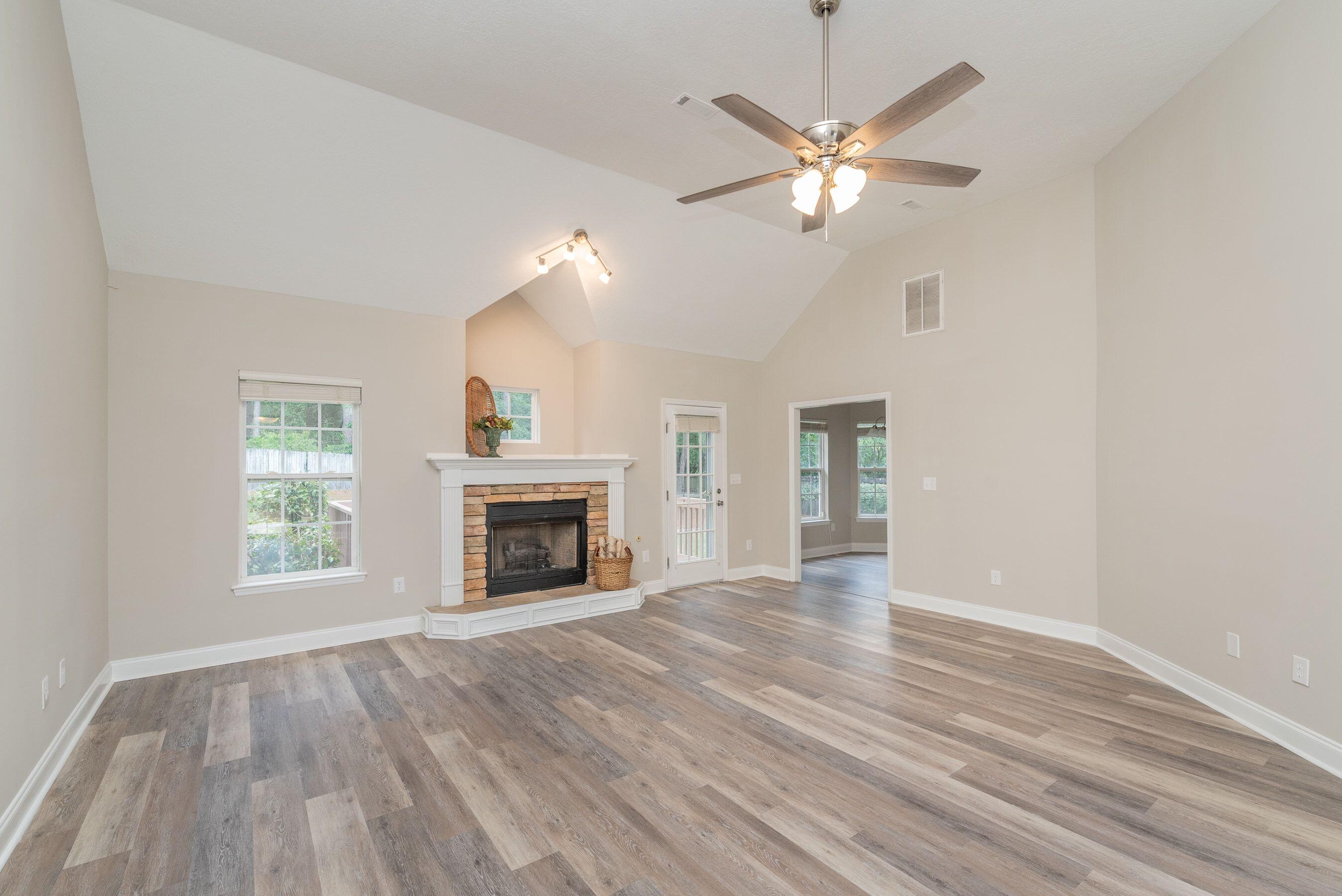 137 Swallow Lake Drive