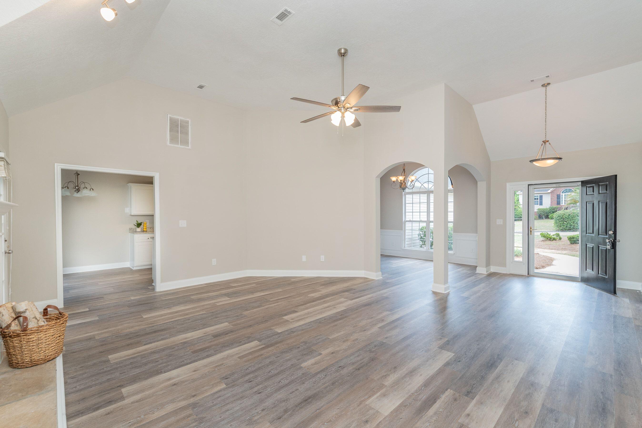 137 Swallow Lake Drive