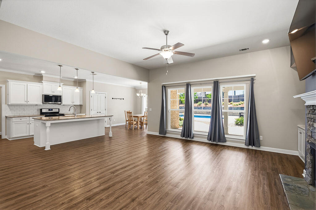 1132 Tralee Drive