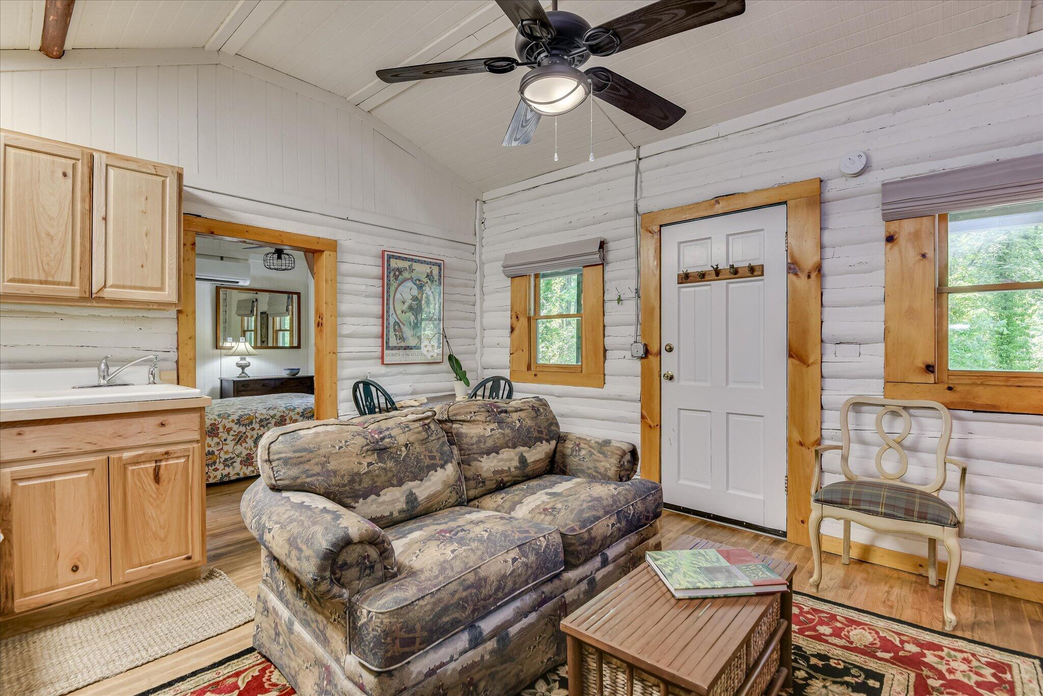 1039 Clark Road SW
