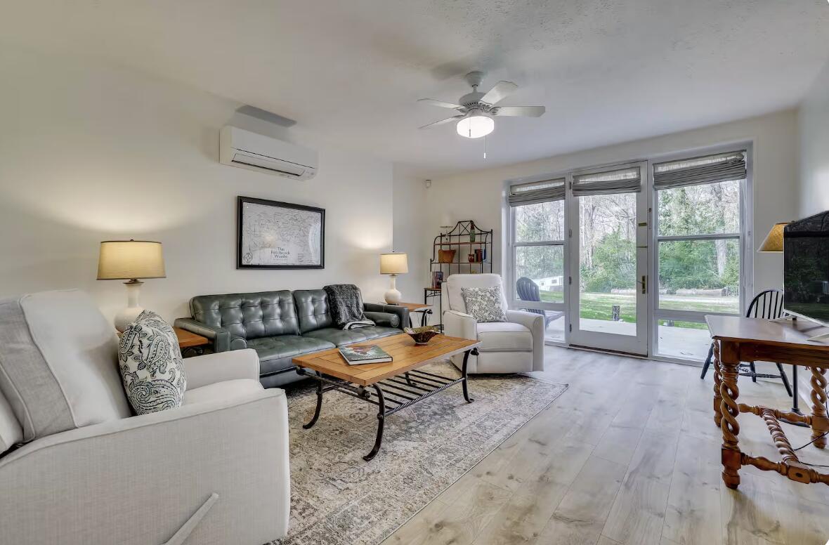 1039 Clark Road SW
