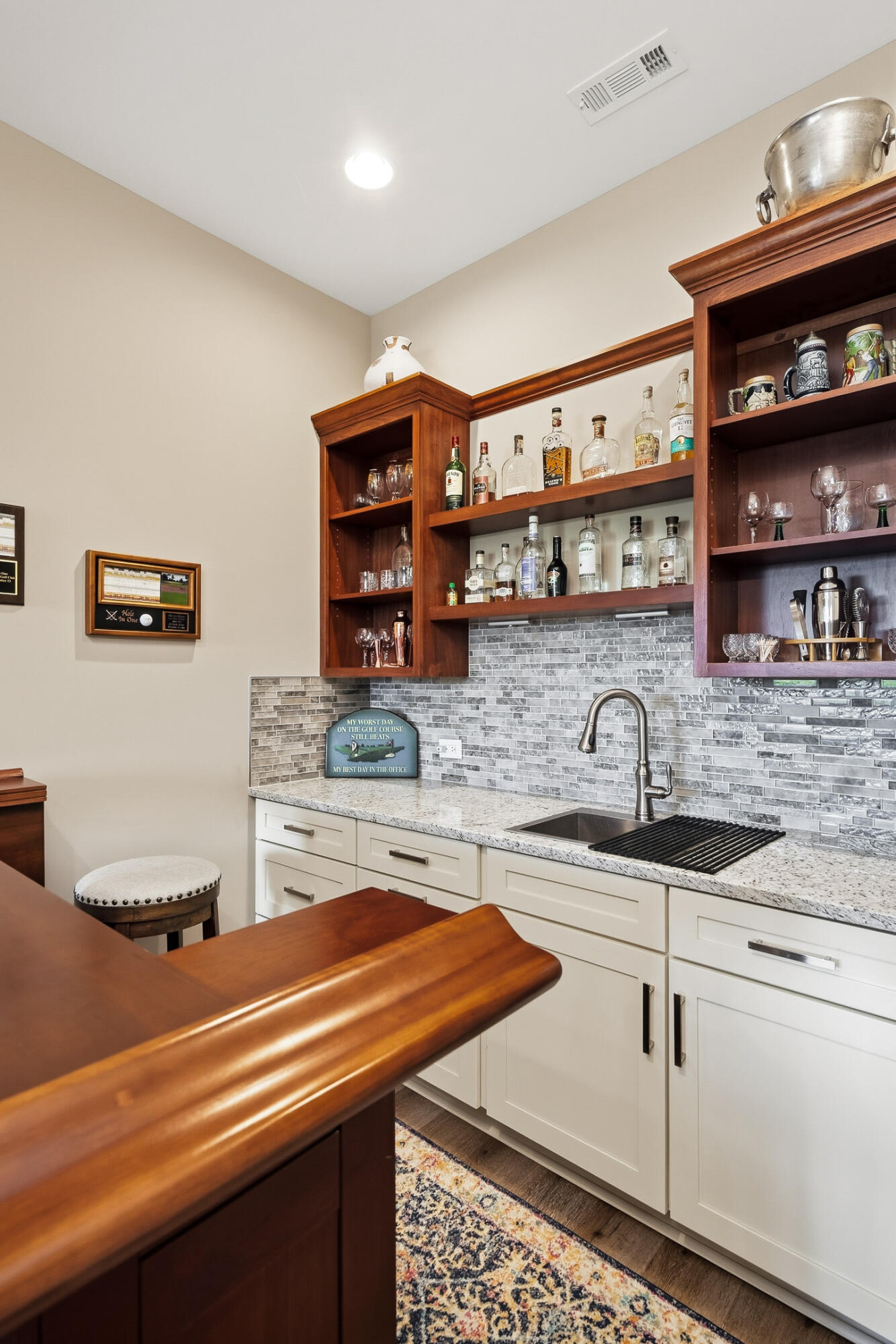206 Quiet Oak Court