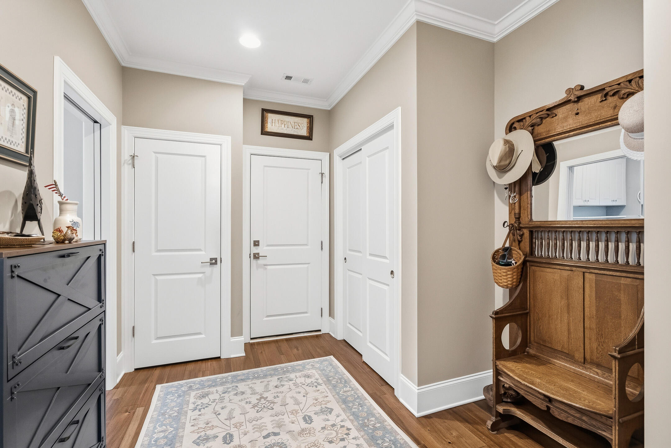 206 Quiet Oak Court