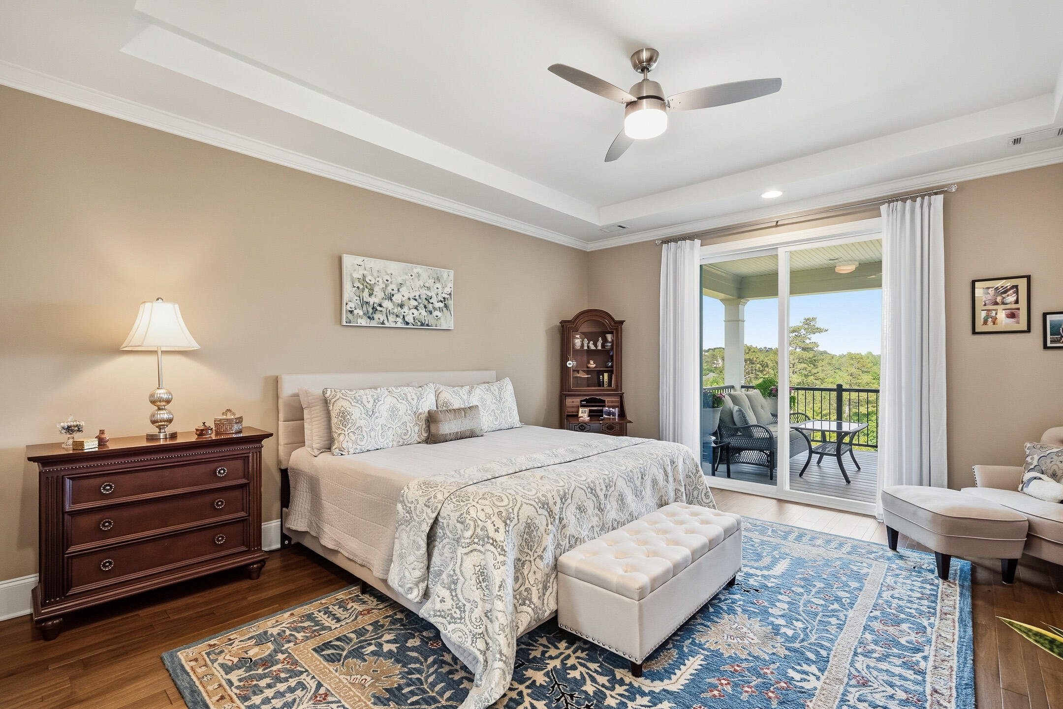 206 Quiet Oak Court