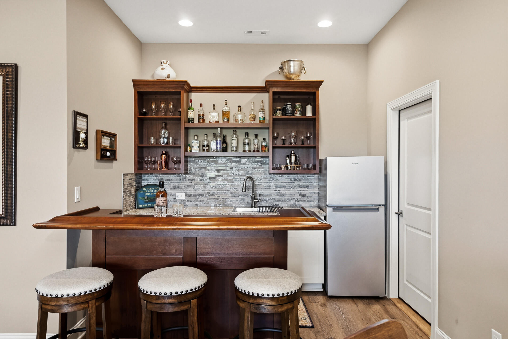 206 Quiet Oak Court