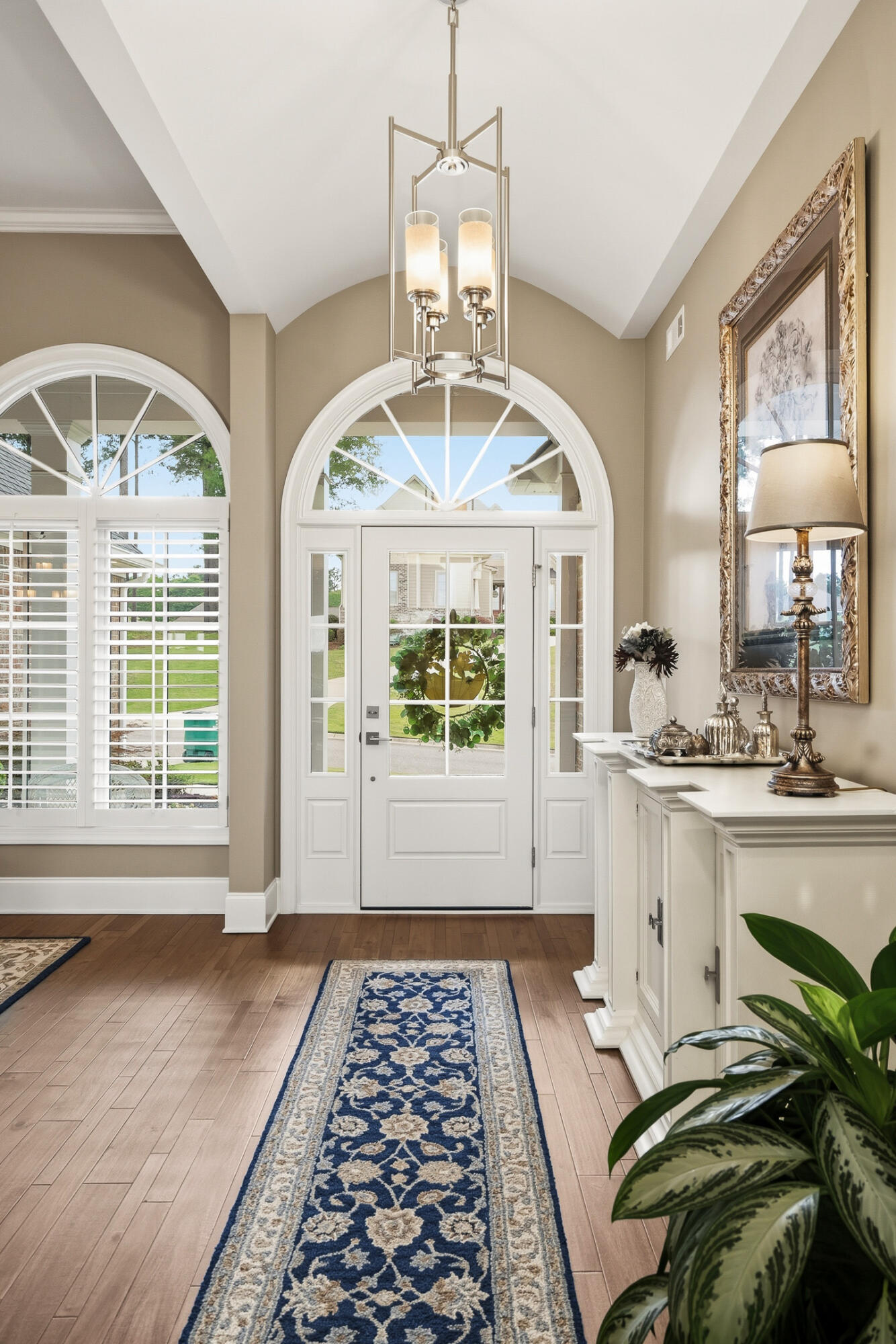 206 Quiet Oak Court