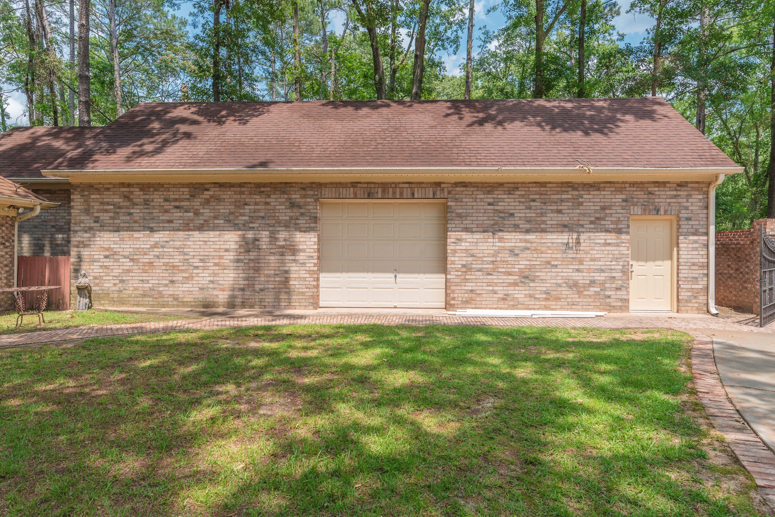 42 Shadow Rock Drive