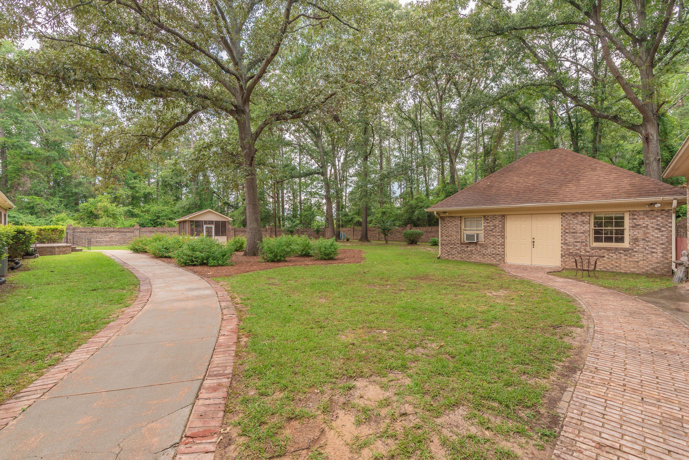 42 Shadow Rock Drive