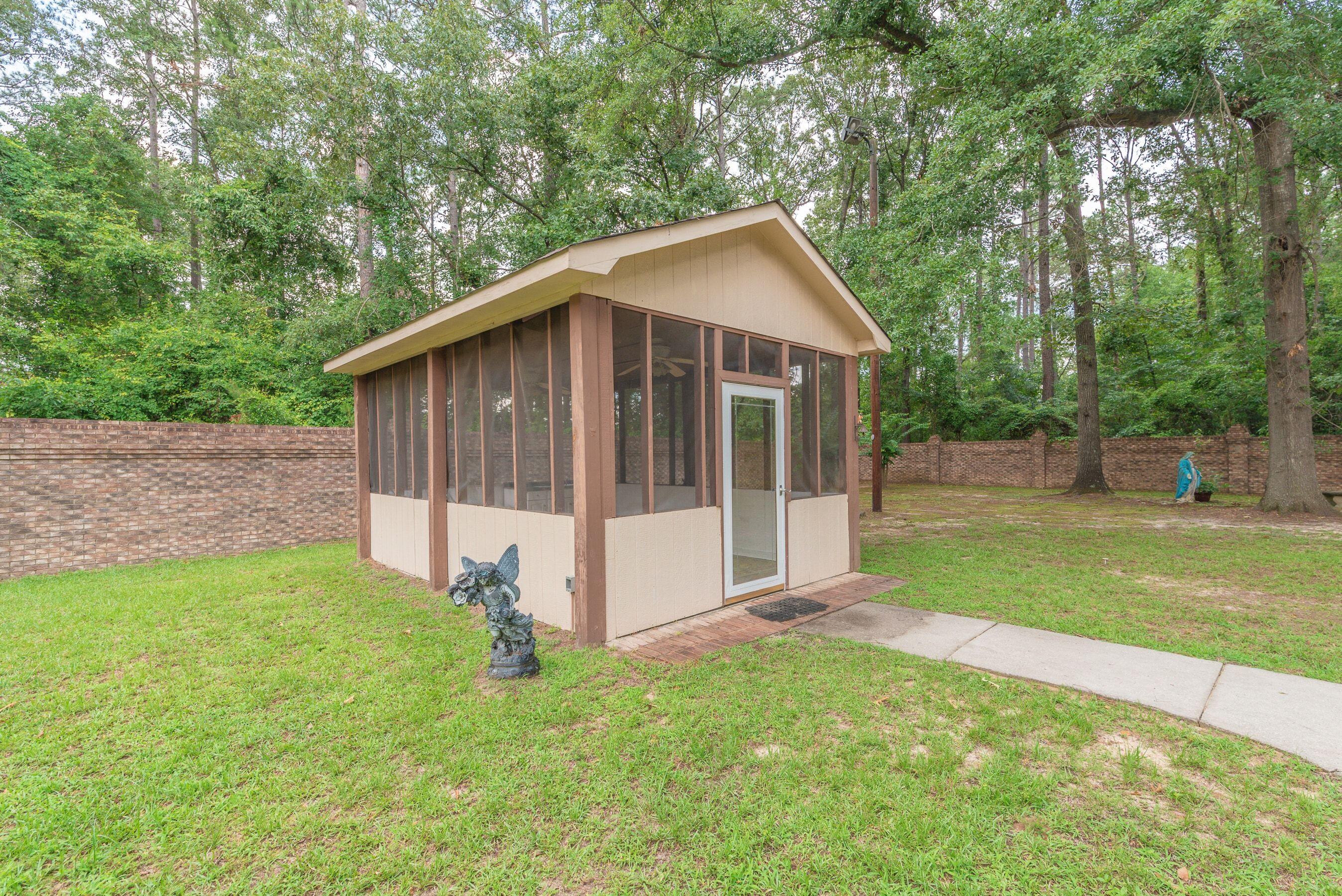 42 Shadow Rock Drive