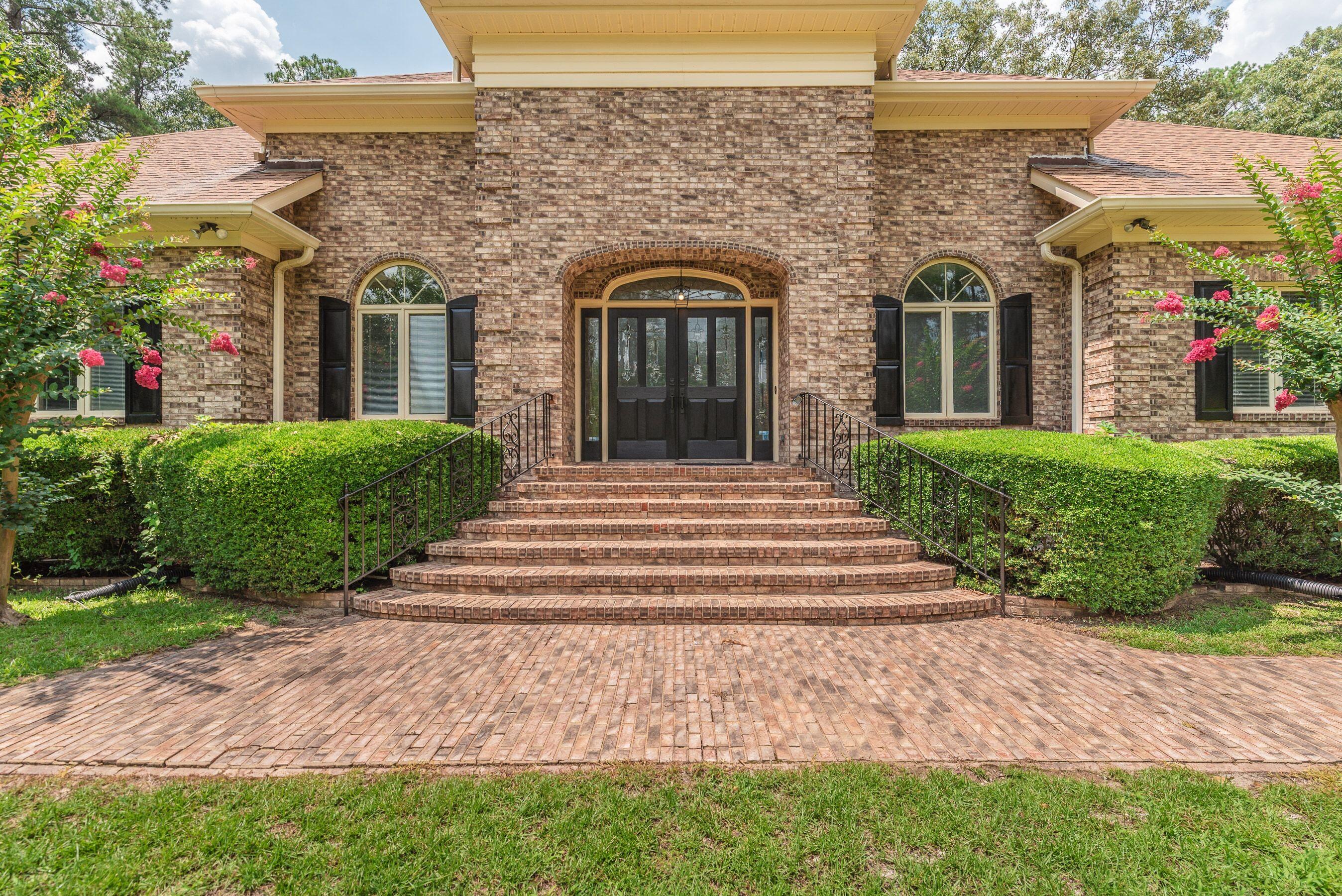 42 Shadow Rock Drive