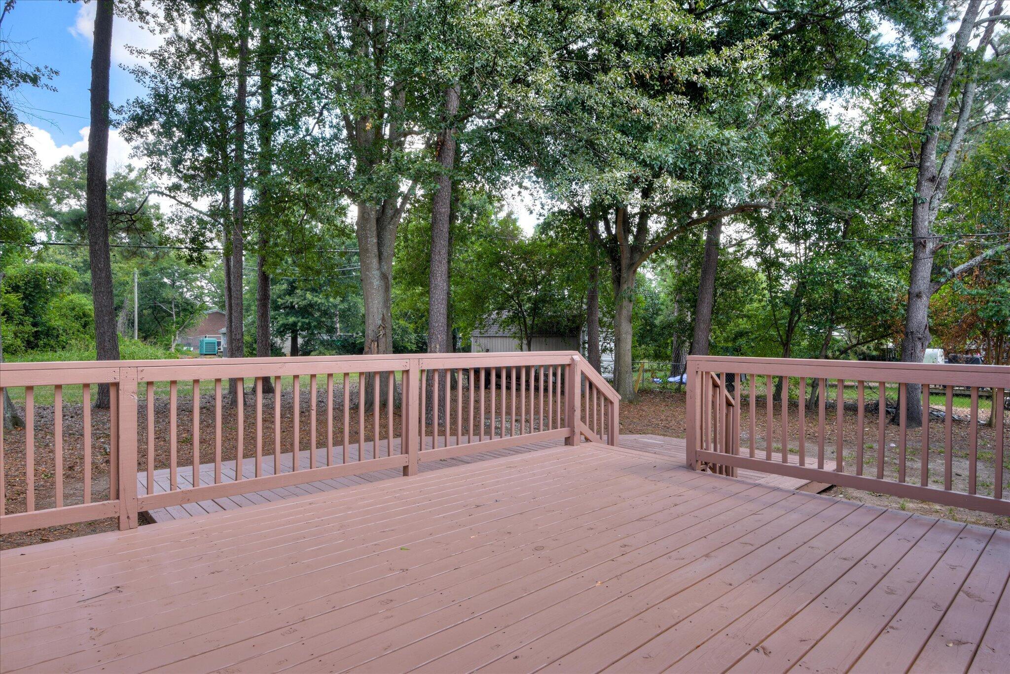 114 Robinwood Drive