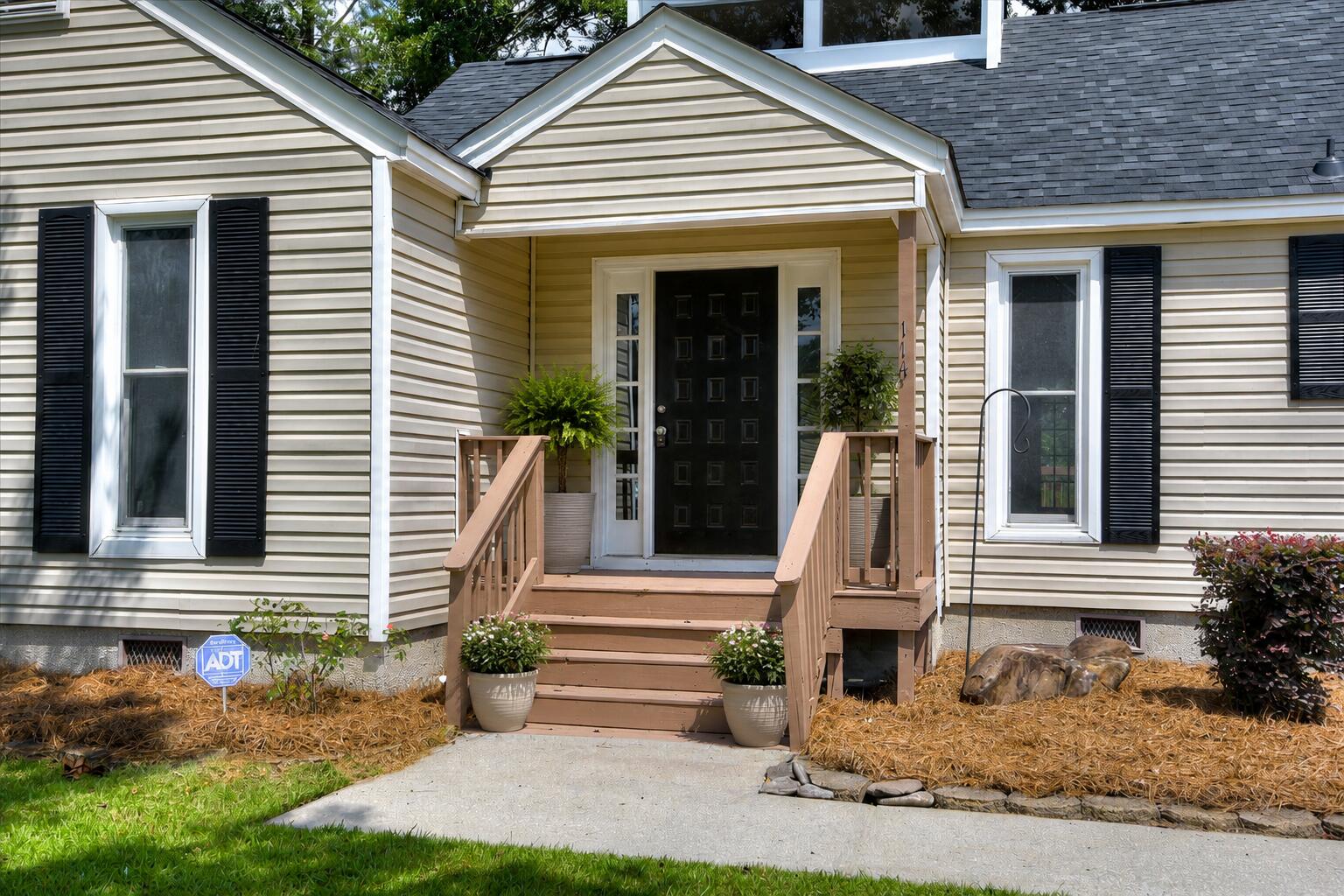 114 Robinwood Drive