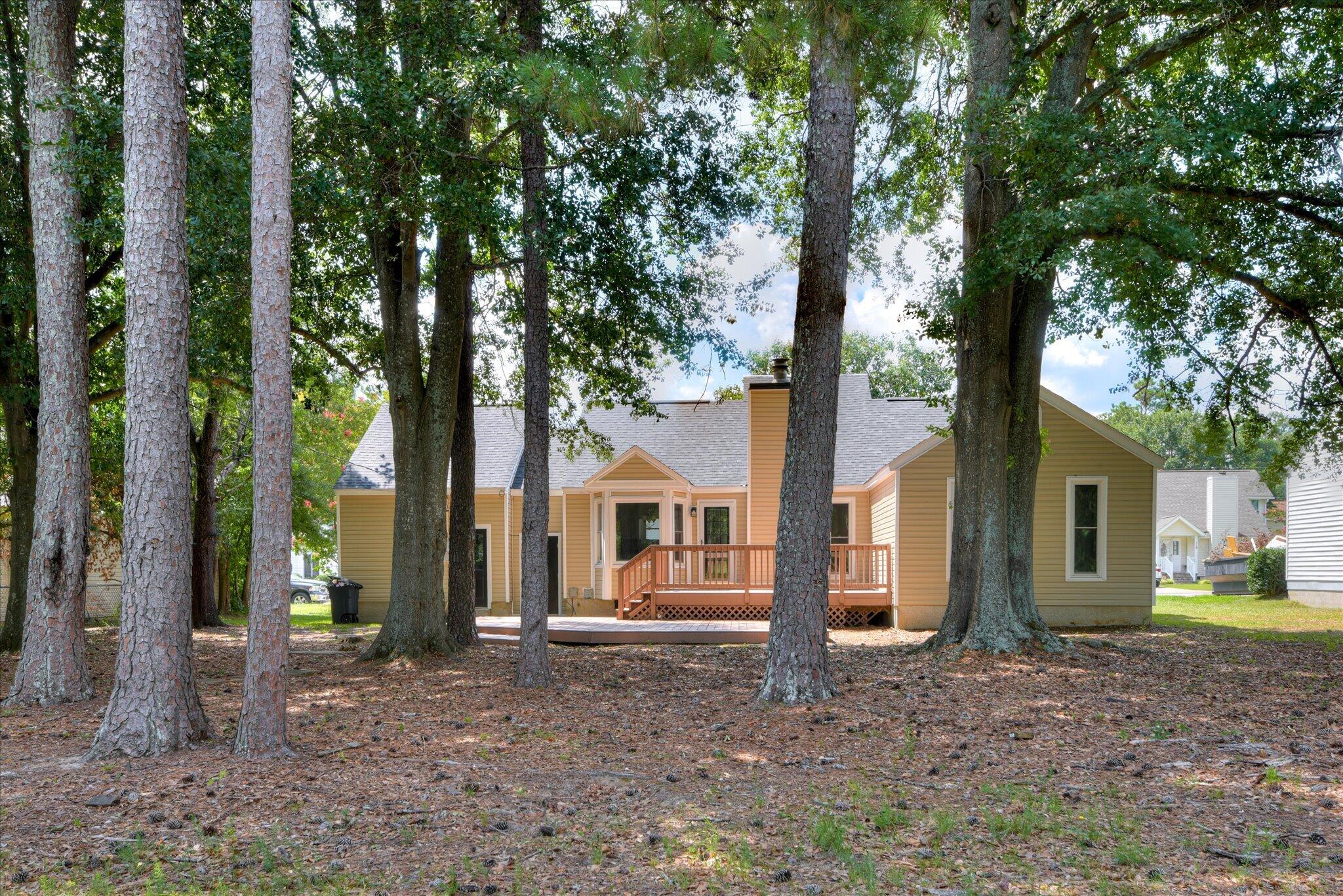 114 Robinwood Drive