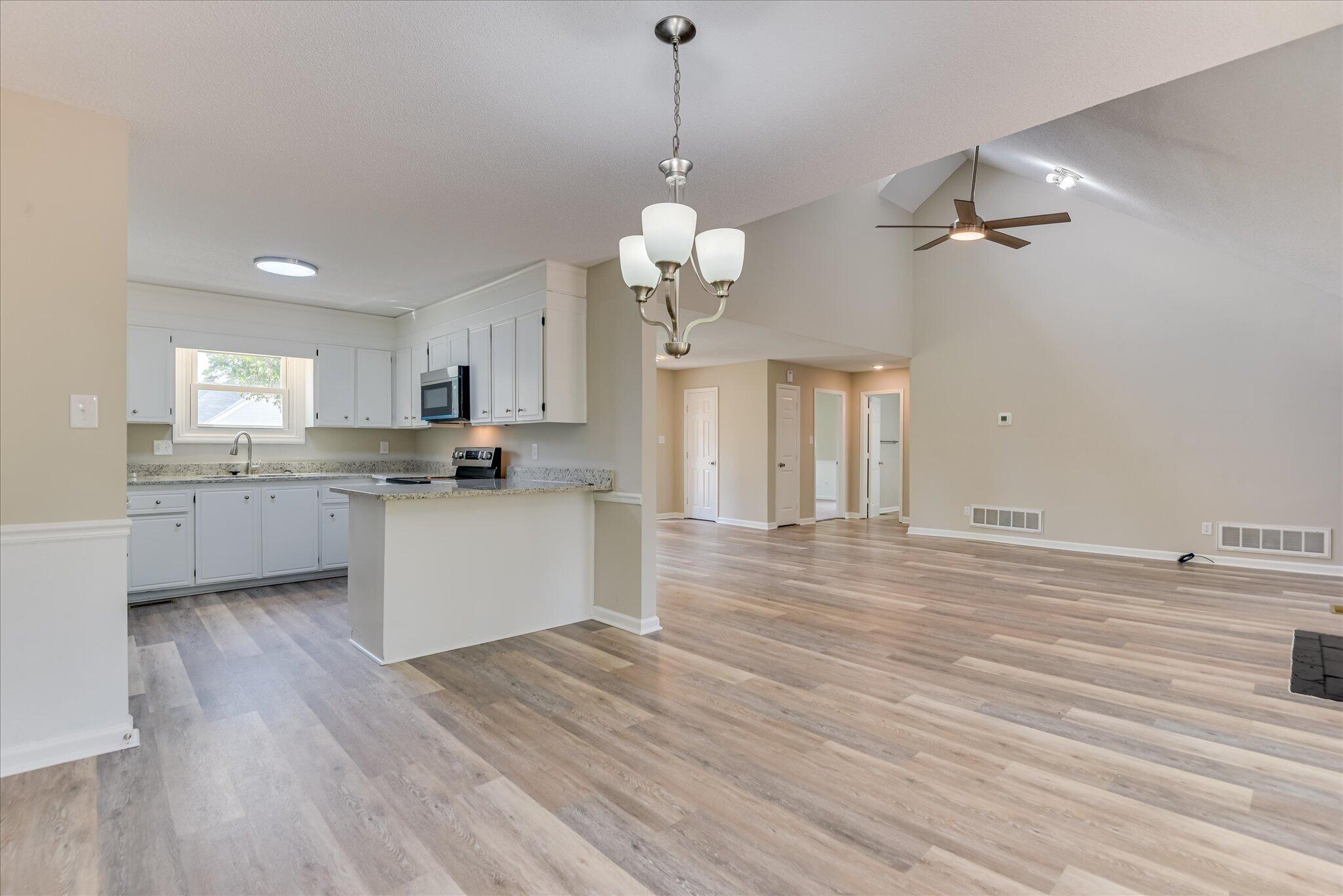 114 Robinwood Drive