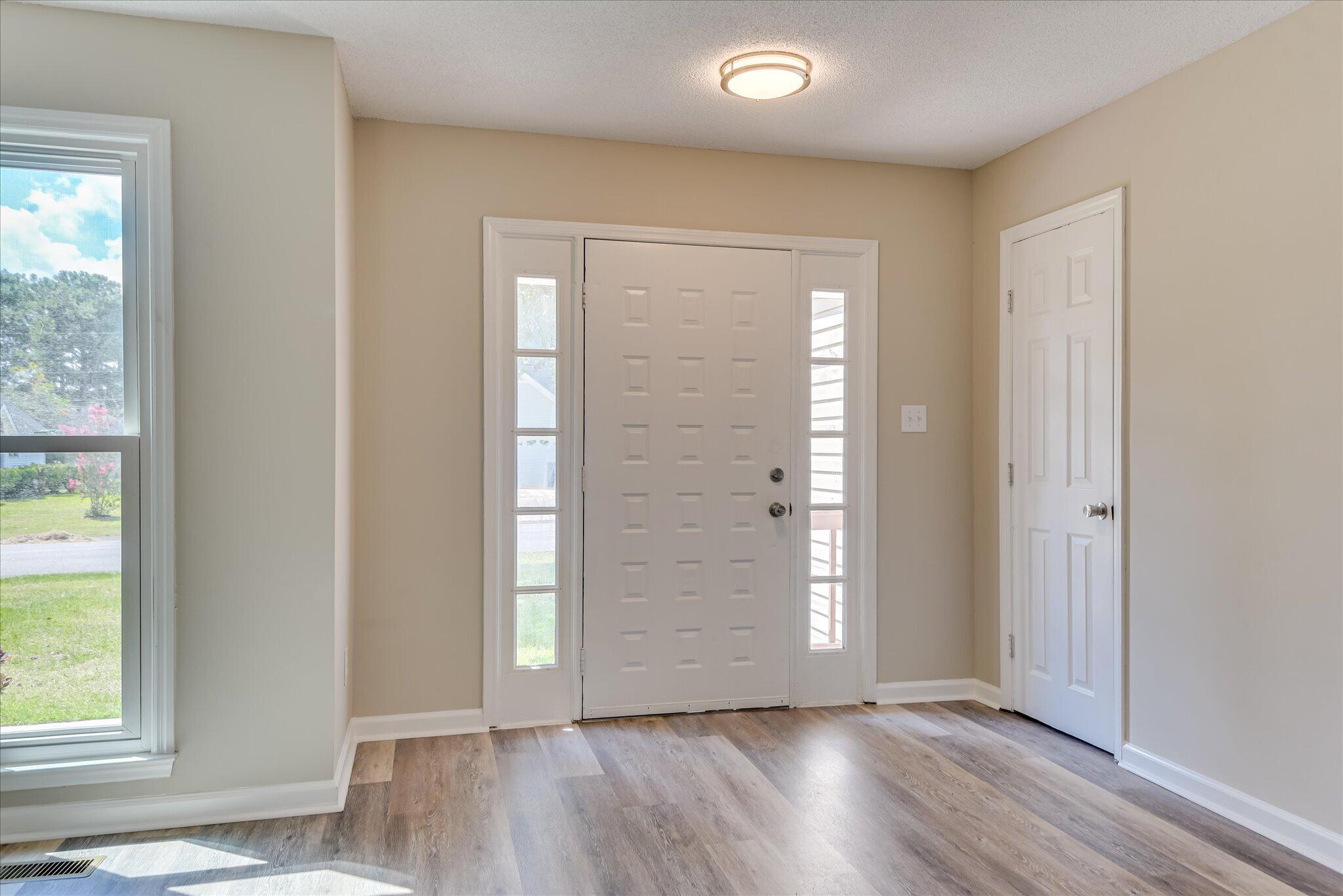 114 Robinwood Drive