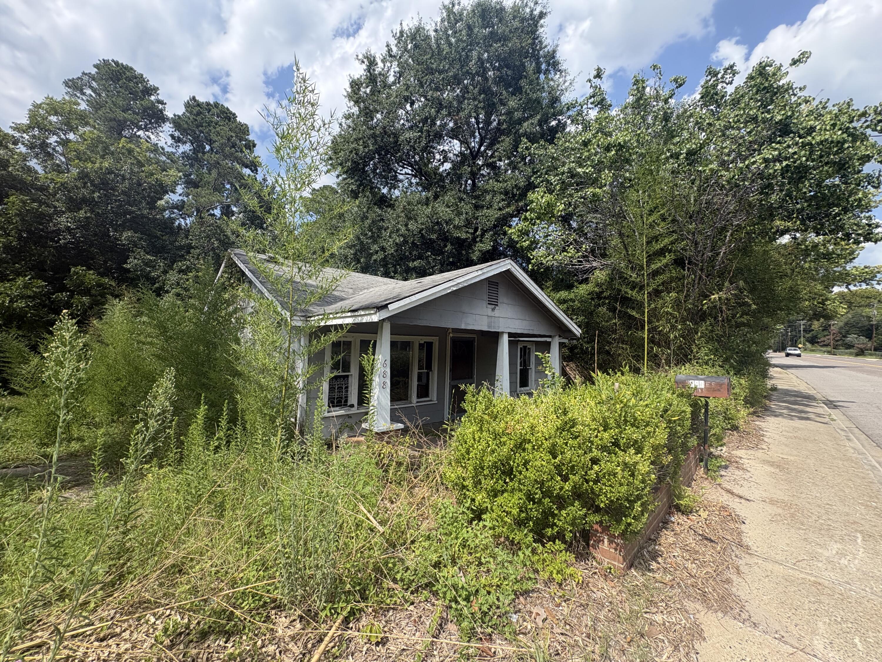 688 Augusta Road