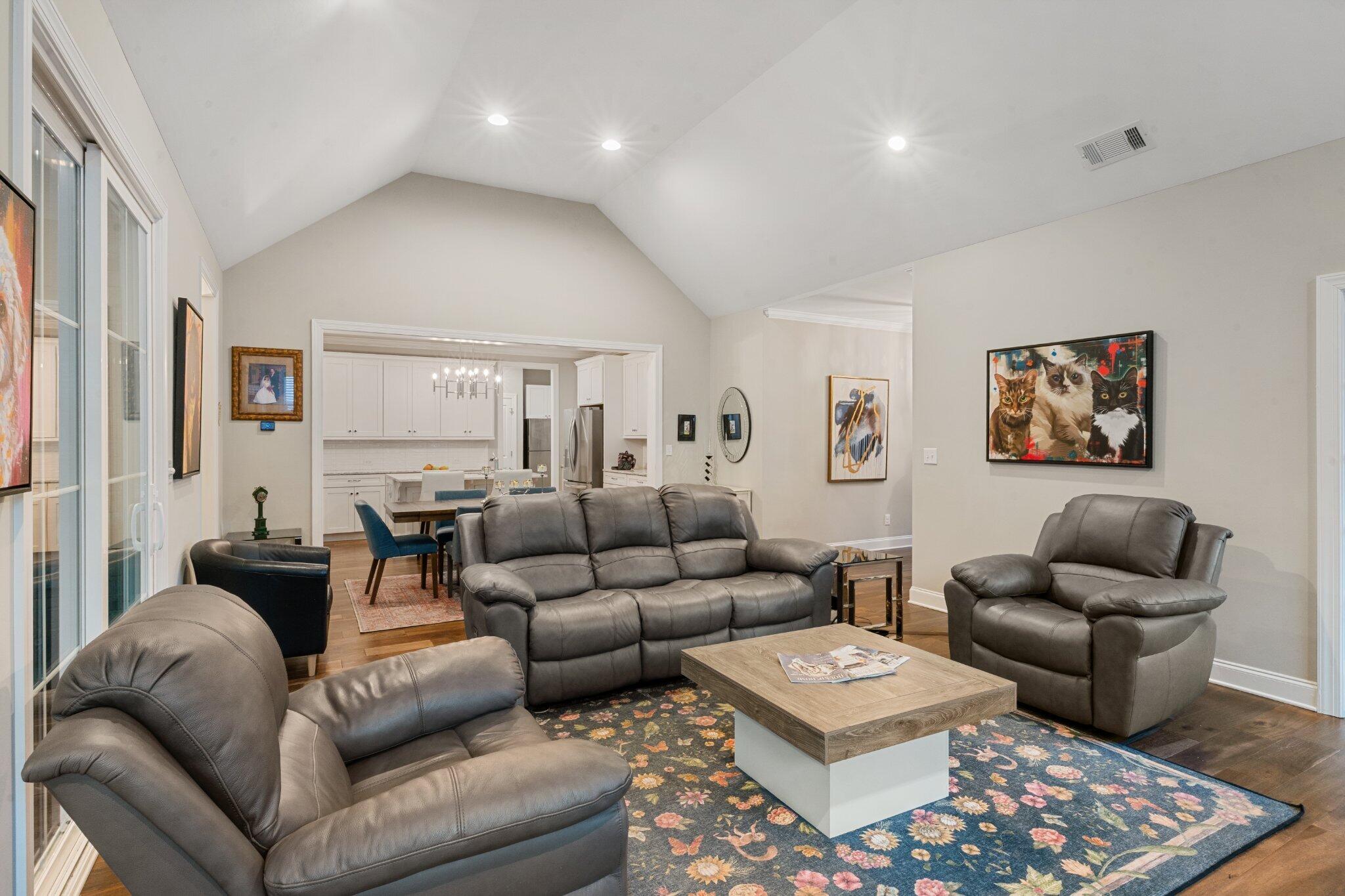 132 Pinyon Pine Loop