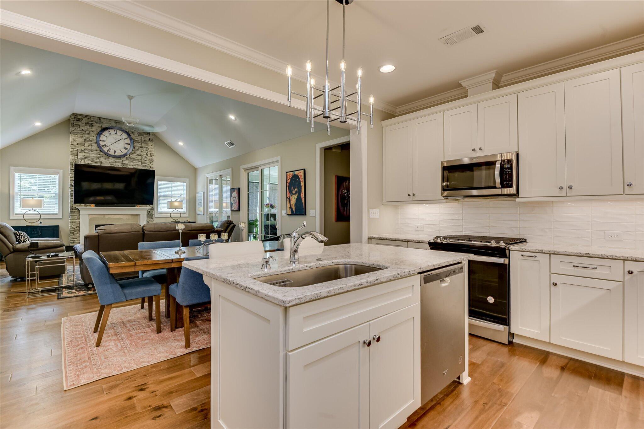132 Pinyon Pine Loop