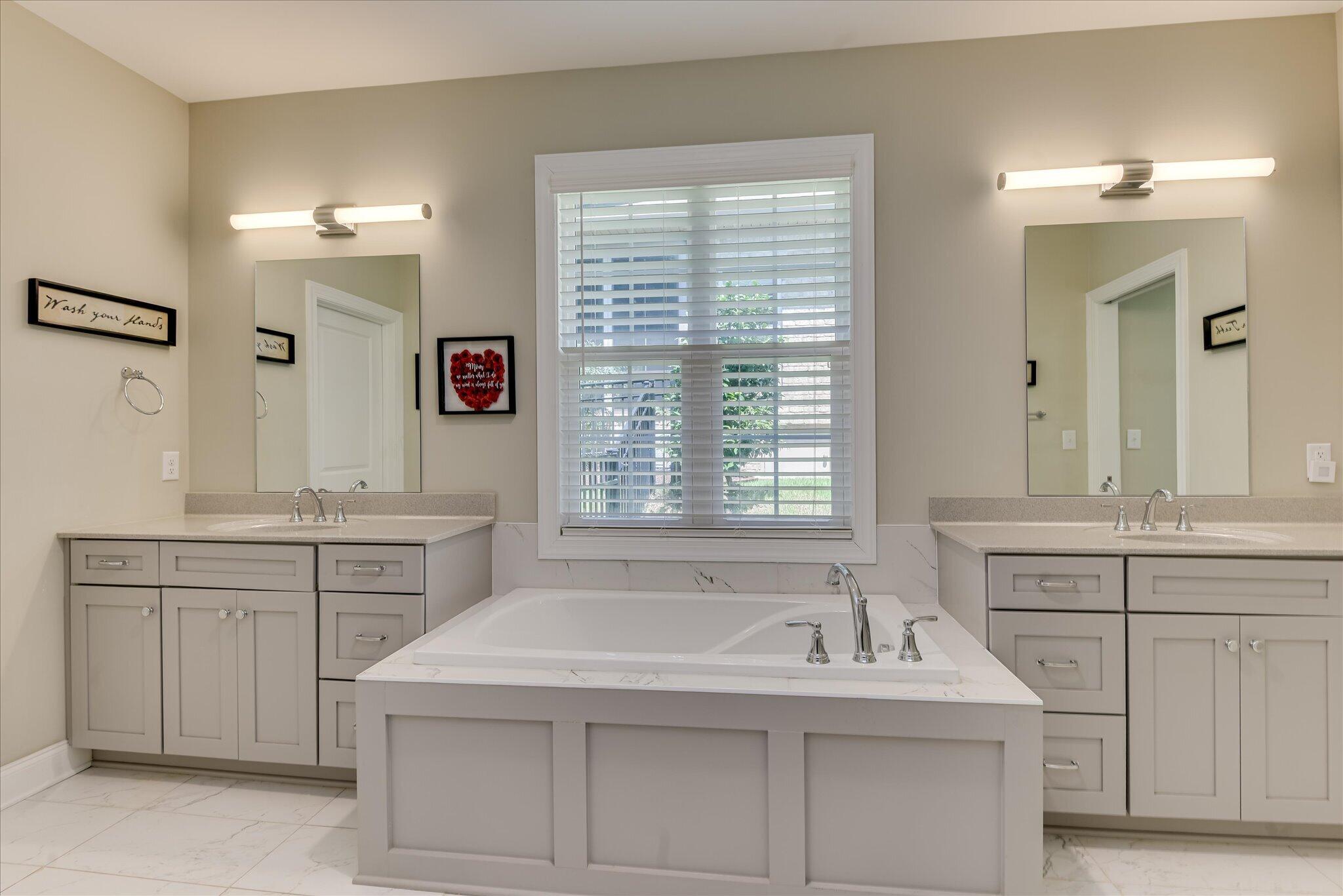 132 Pinyon Pine Loop