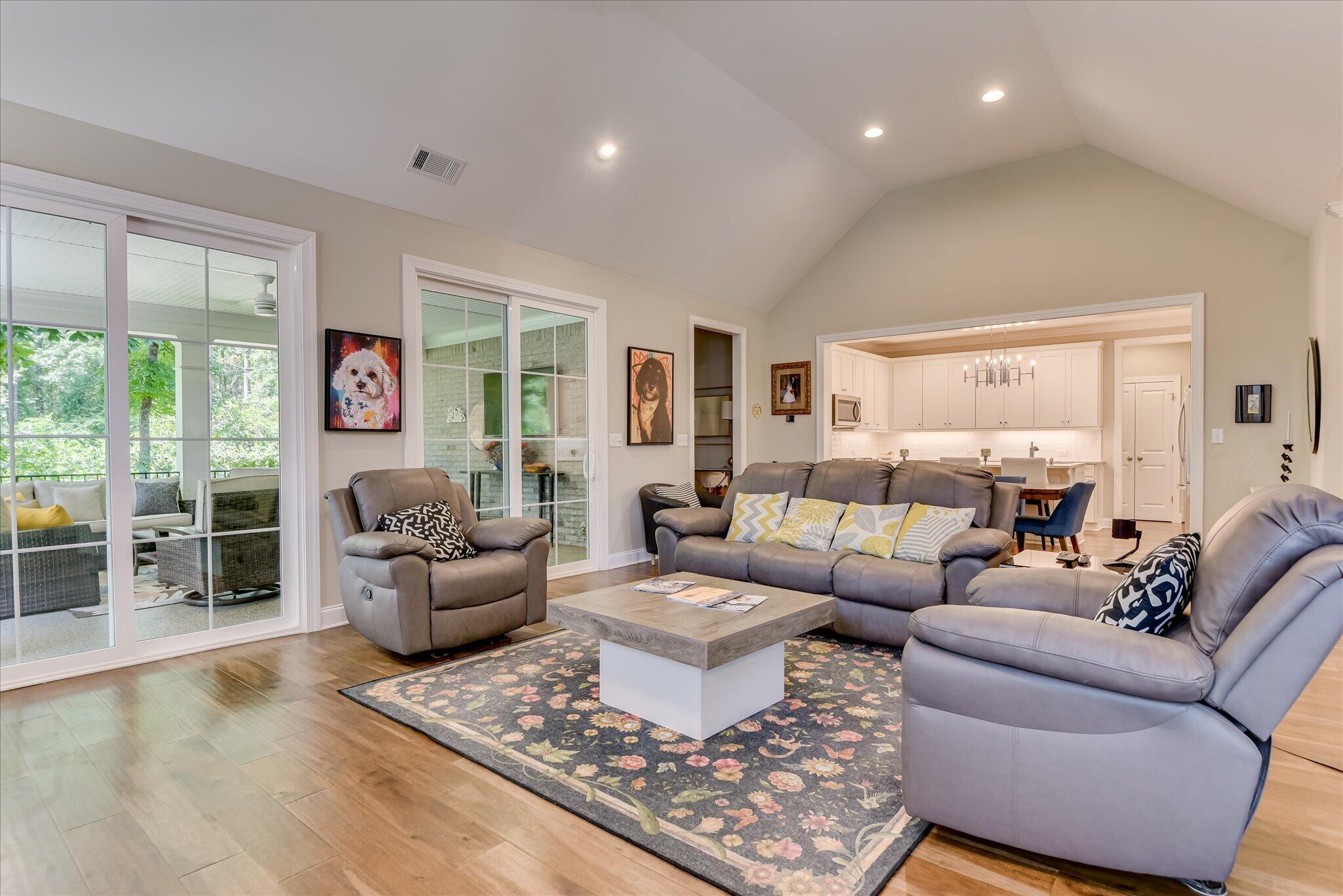 132 Pinyon Pine Loop