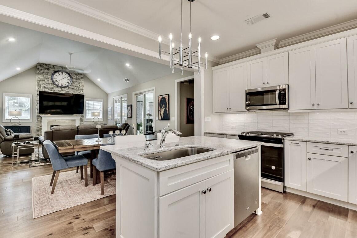 132 Pinyon Pine Loop