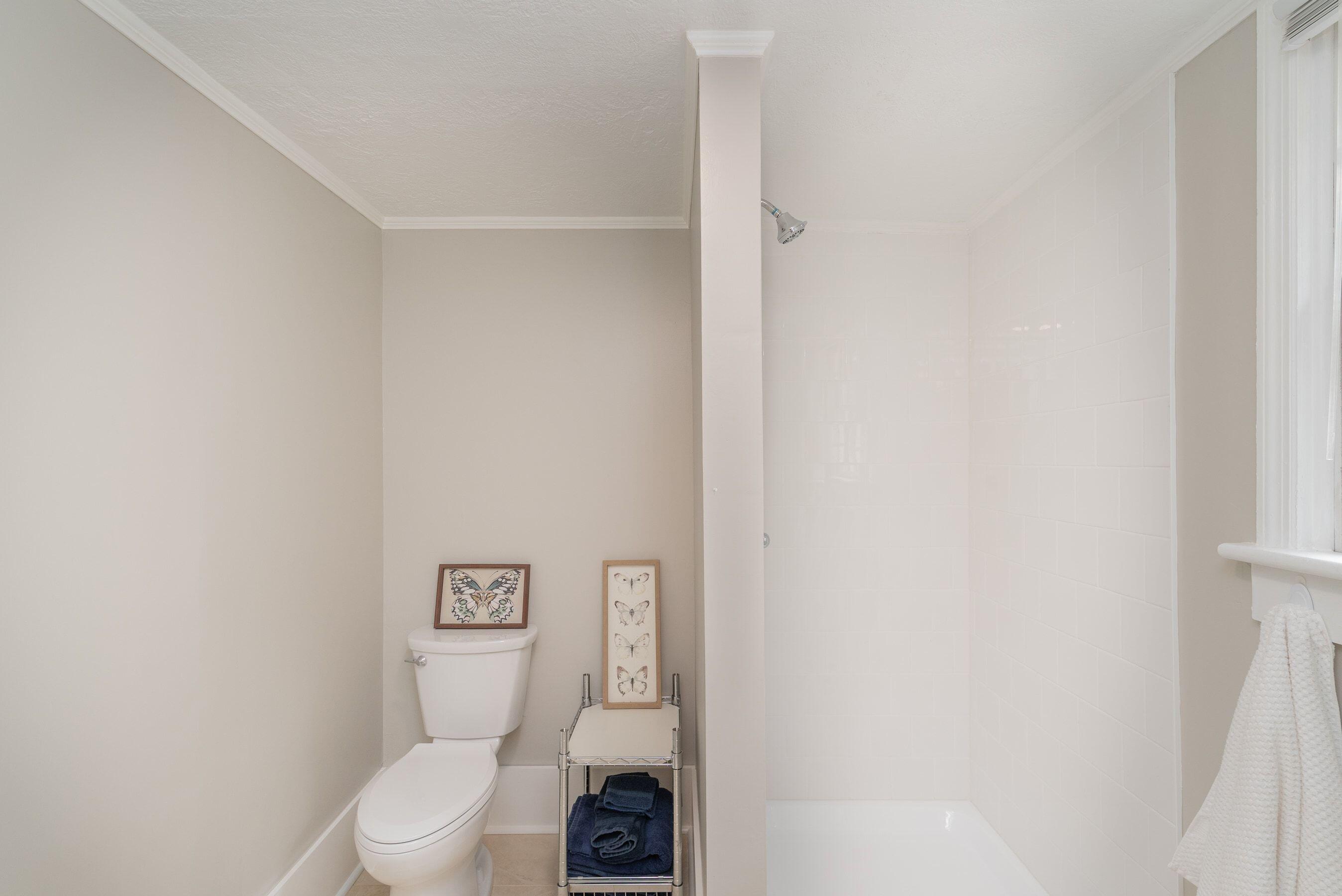 105 Florence Street, 103