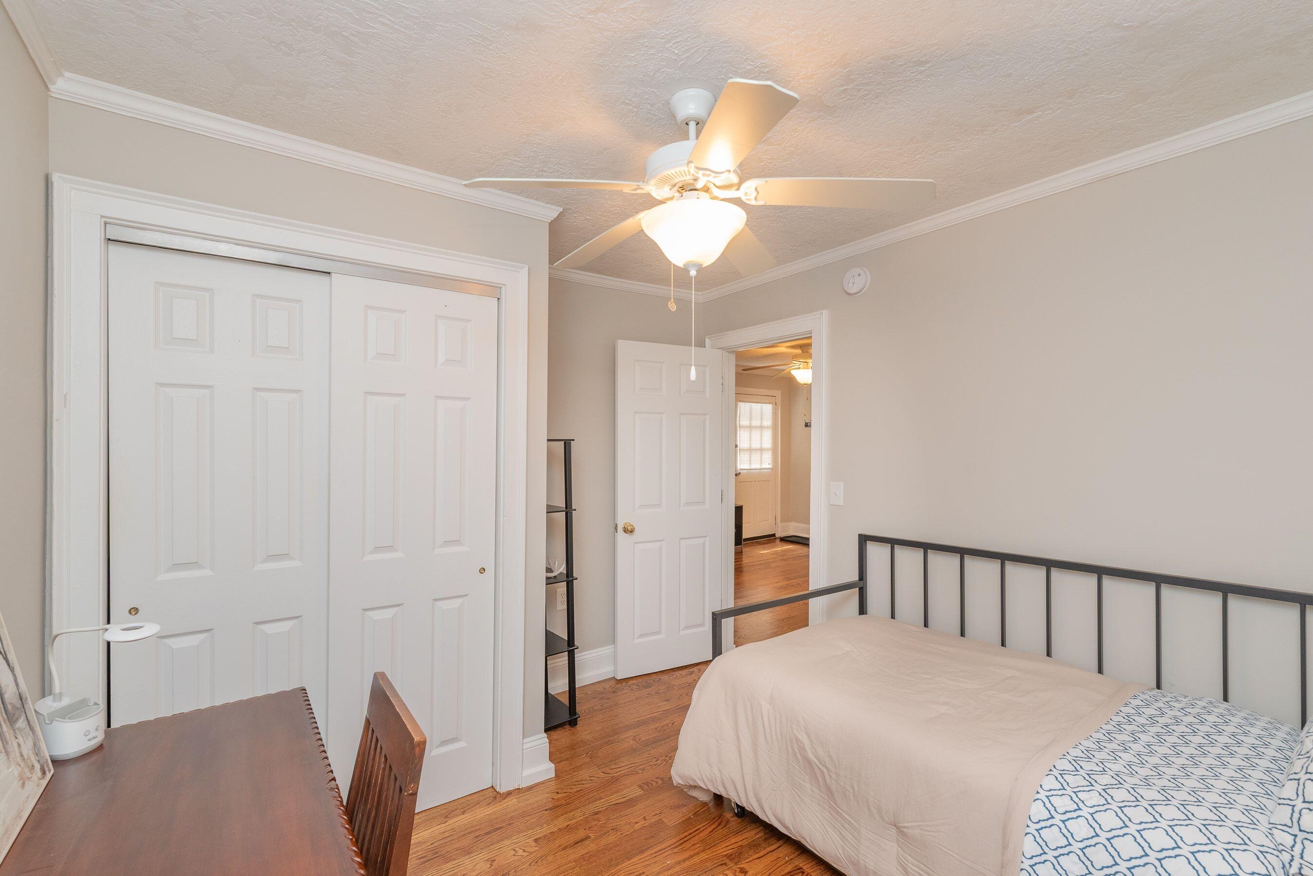 105 Florence Street, 103