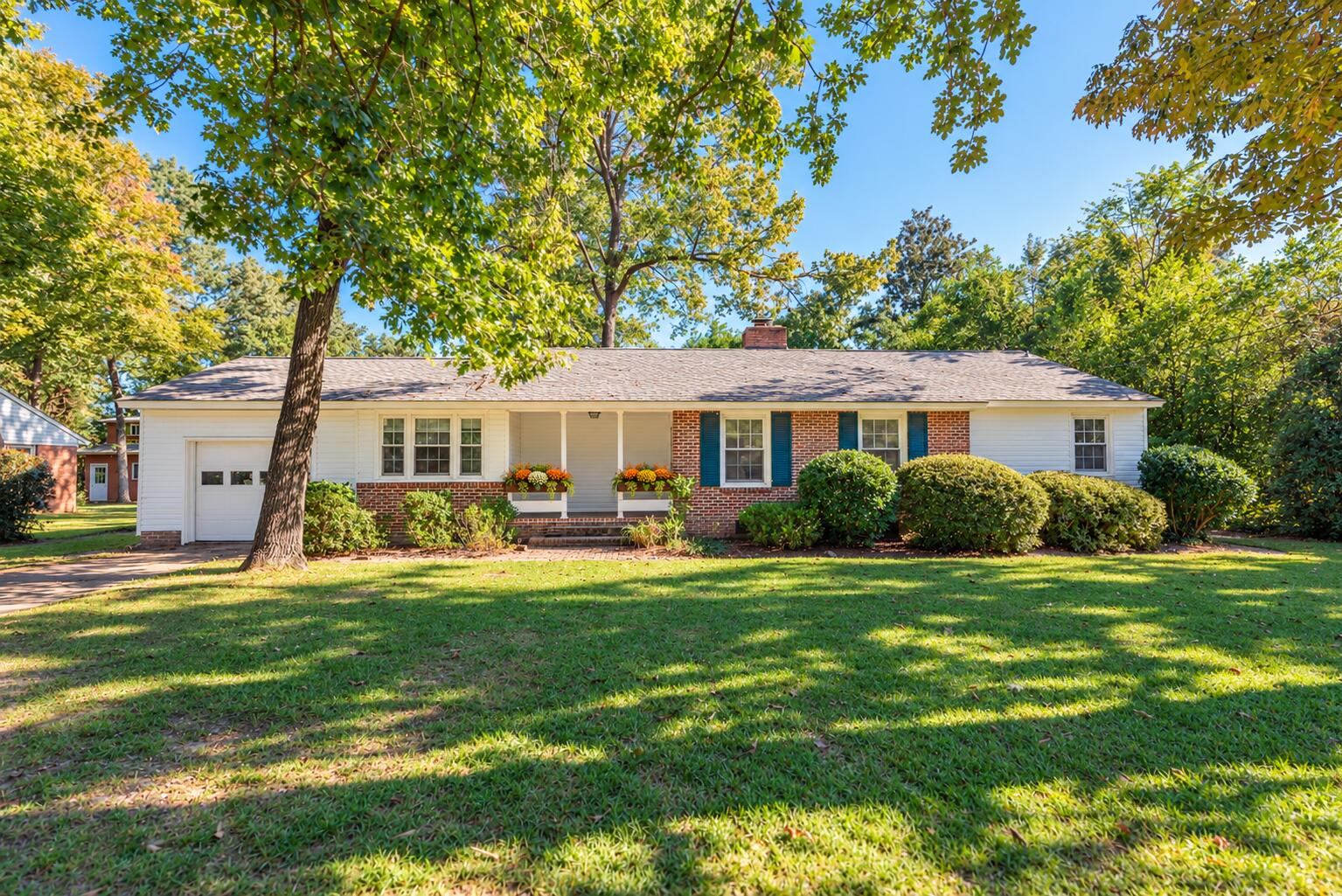 116 Dunbarton Circle SE