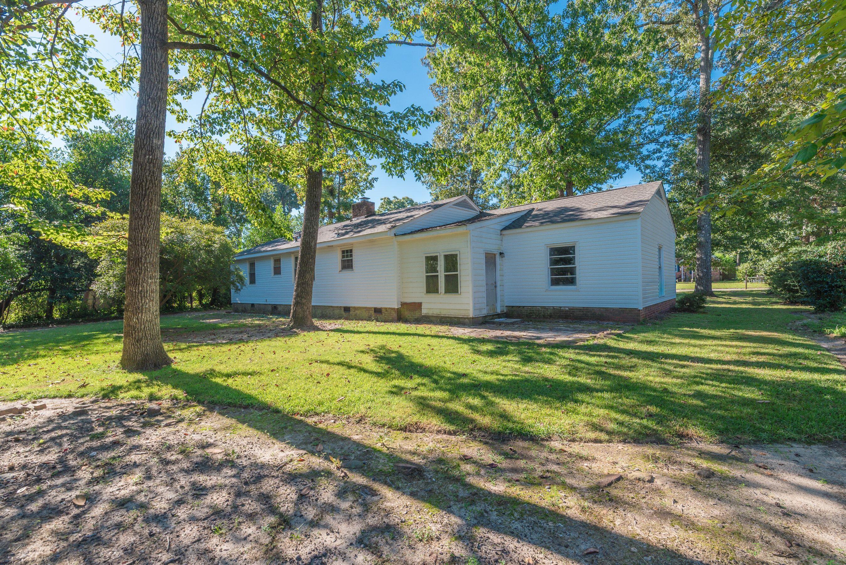 116 Dunbarton Circle SE