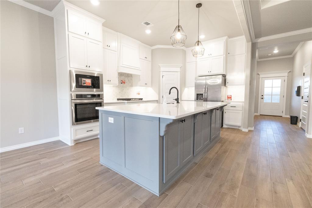 14033 Magnolia Lane