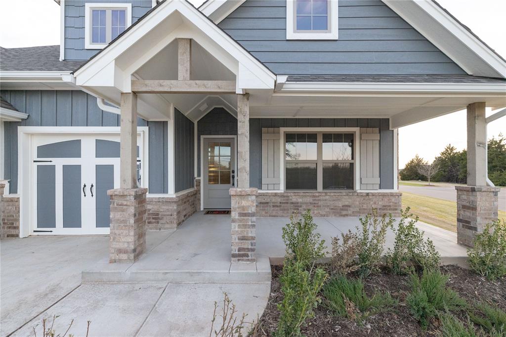 14033 Magnolia Lane