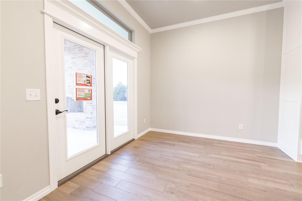 14033 Magnolia Lane