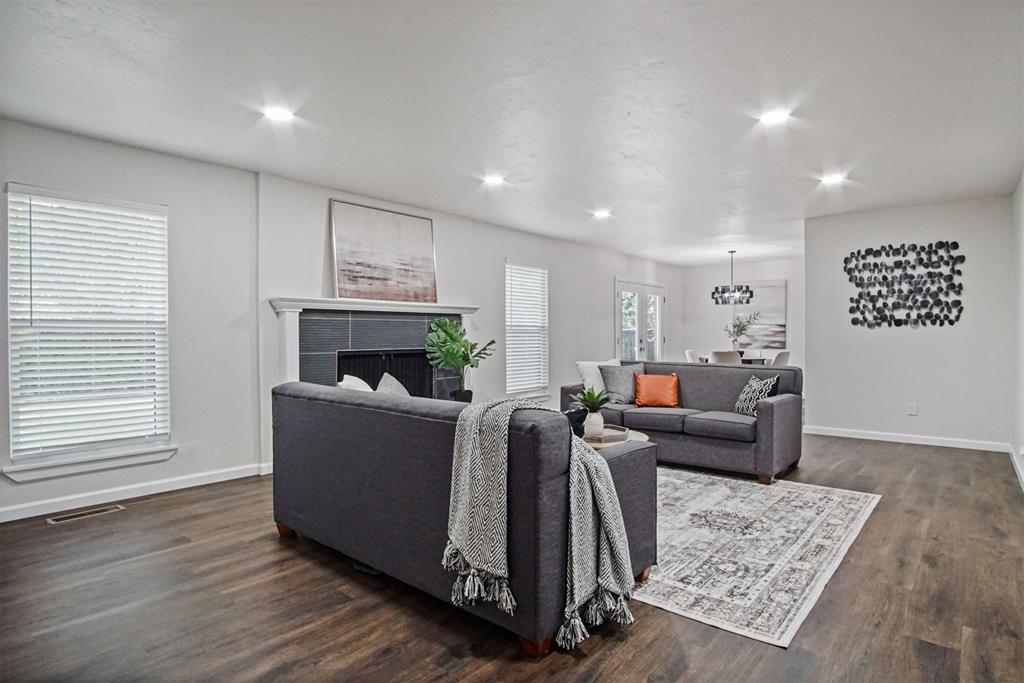 3016 Rock Ridge Place