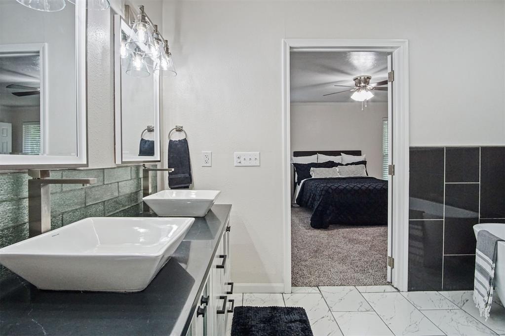 3016 Rock Ridge Place